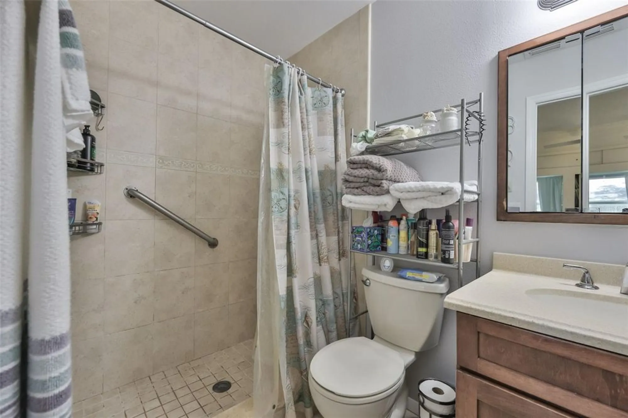 Property Slideshow image 18 of 94 | 2034 hawkhurst cir # 178, Sun City Center, FL, 33573