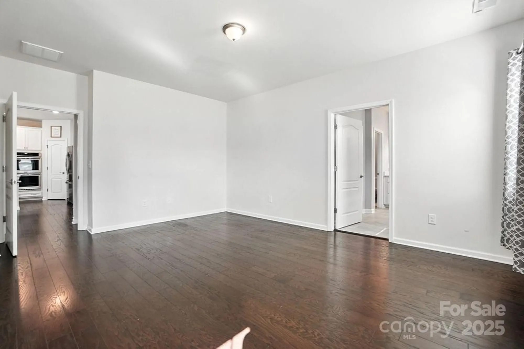 Property Slideshow image 18 of 48 | 16432 cozy cove rd, Charlotte, NC, 28278