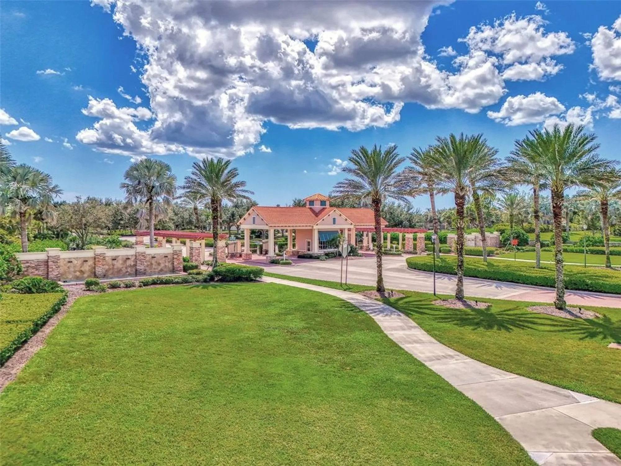 Property Slideshow image 58 of 100 | 24080 spartina dr, Venice, FL, 34293