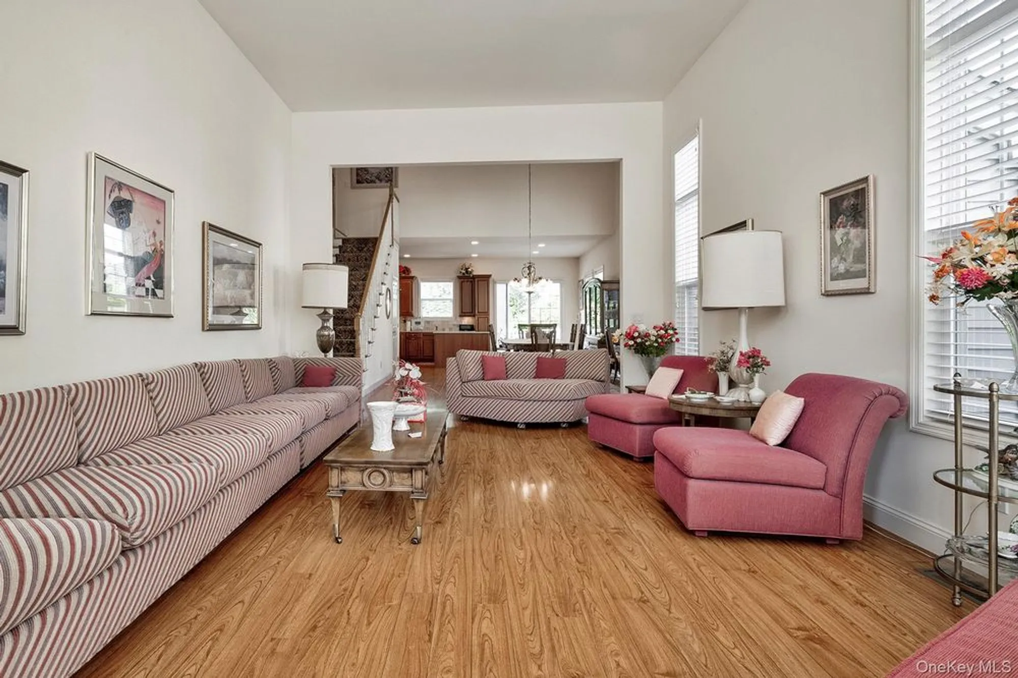 Property Slideshow image 12 of 28 | 60 pacific dunes ct, Medford, NY, 11763