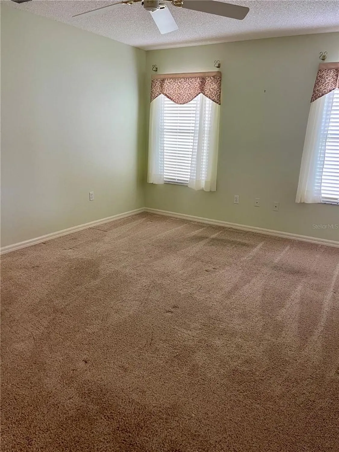 Property Slideshow image 26 of 43 | 305 ranchwood dr, Leesburg, FL, 34748