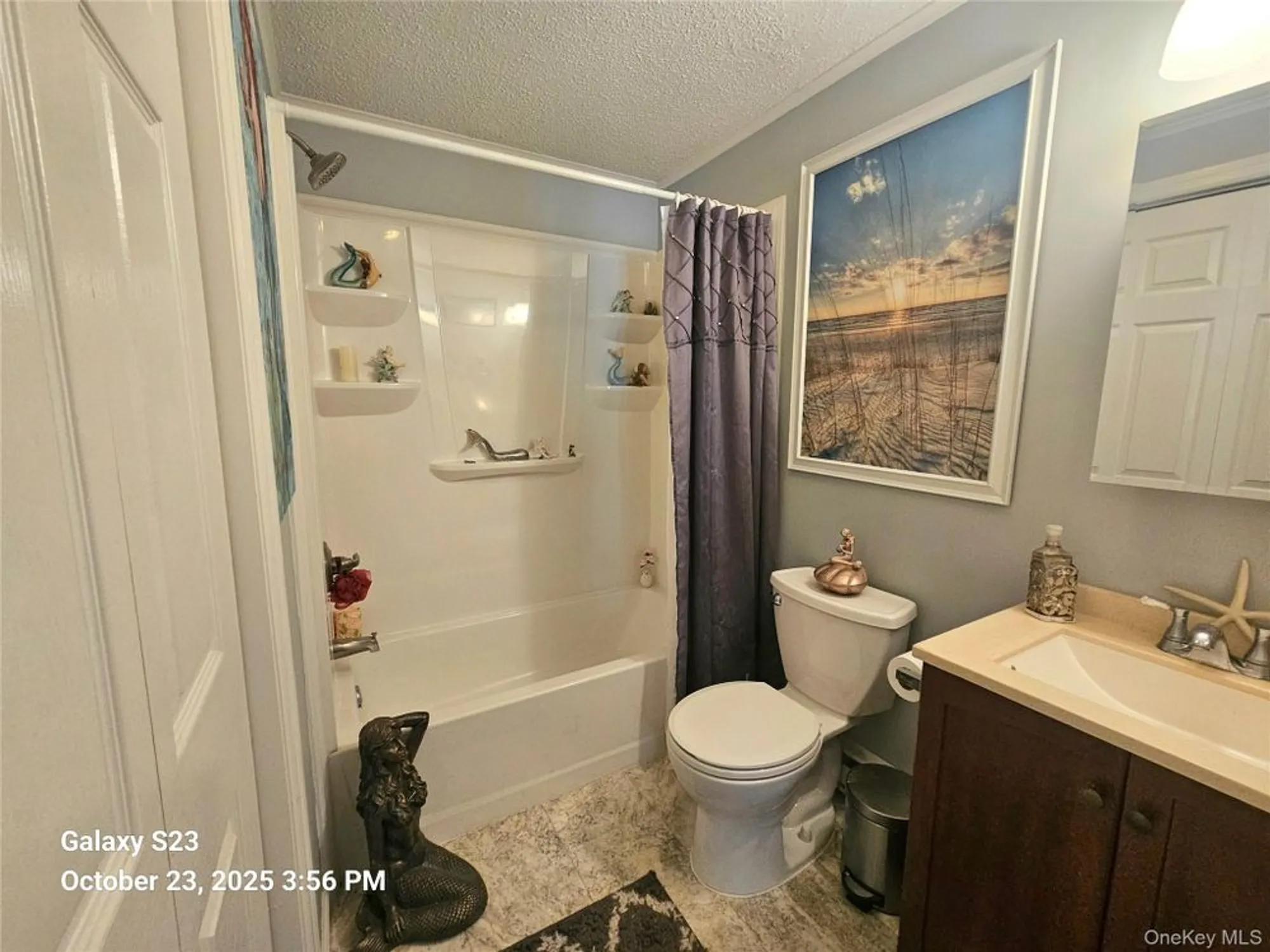 Property Slideshow image 16 of 35 | 45 dogwood ln, Manorville, NY, 11949