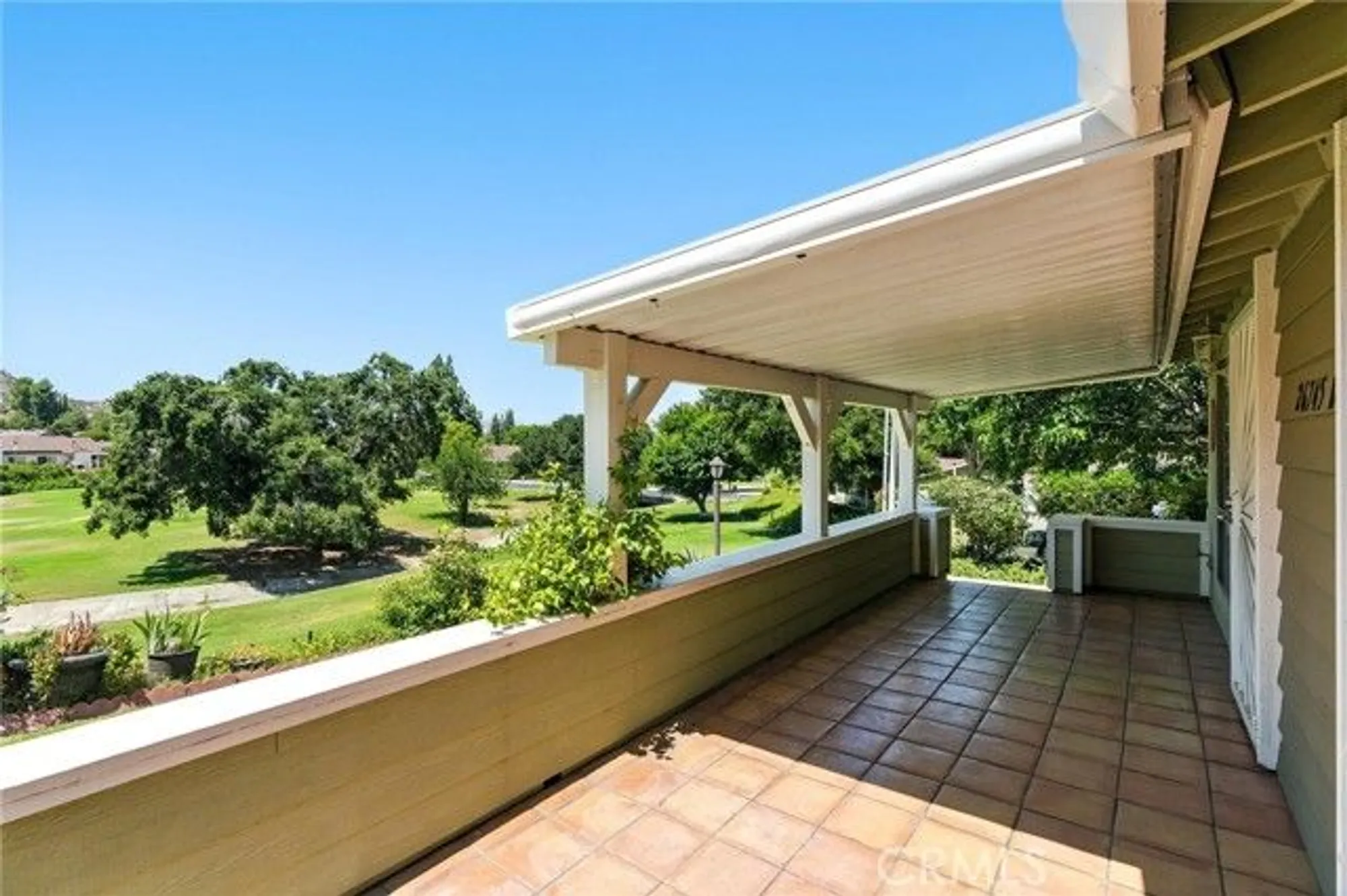 Property Slideshow image 5 of 53 | 26745 oak crossing rd d, Newhall, CA, 91321