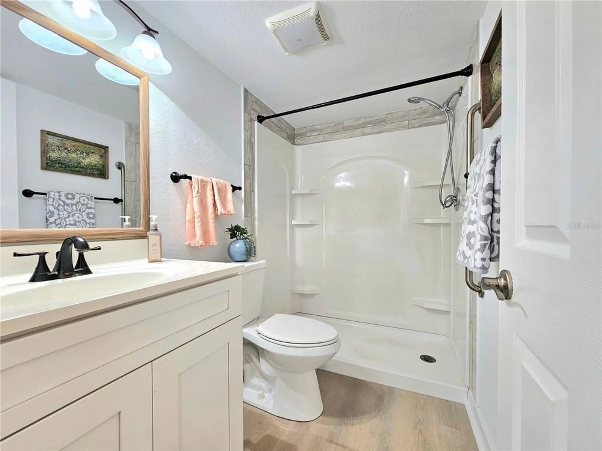 Property Slideshow image 9 of 23 | 21267 gertrude ave 114, Port Charlotte, FL, 33952