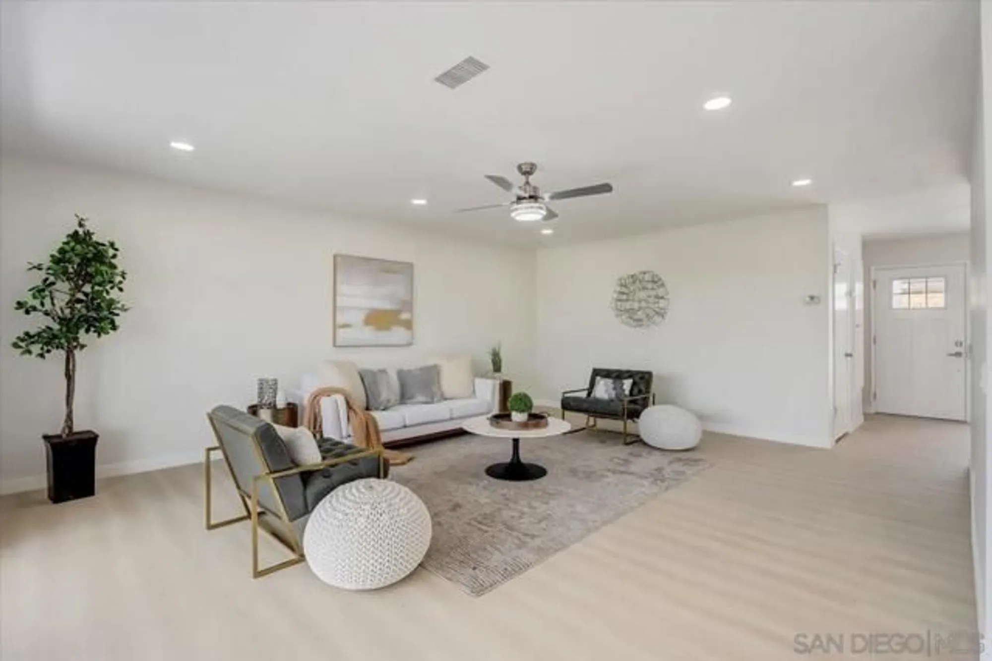 Property Slideshow image 9 of 43 | 3808 vista campana 38, Oceanside, CA, 92057