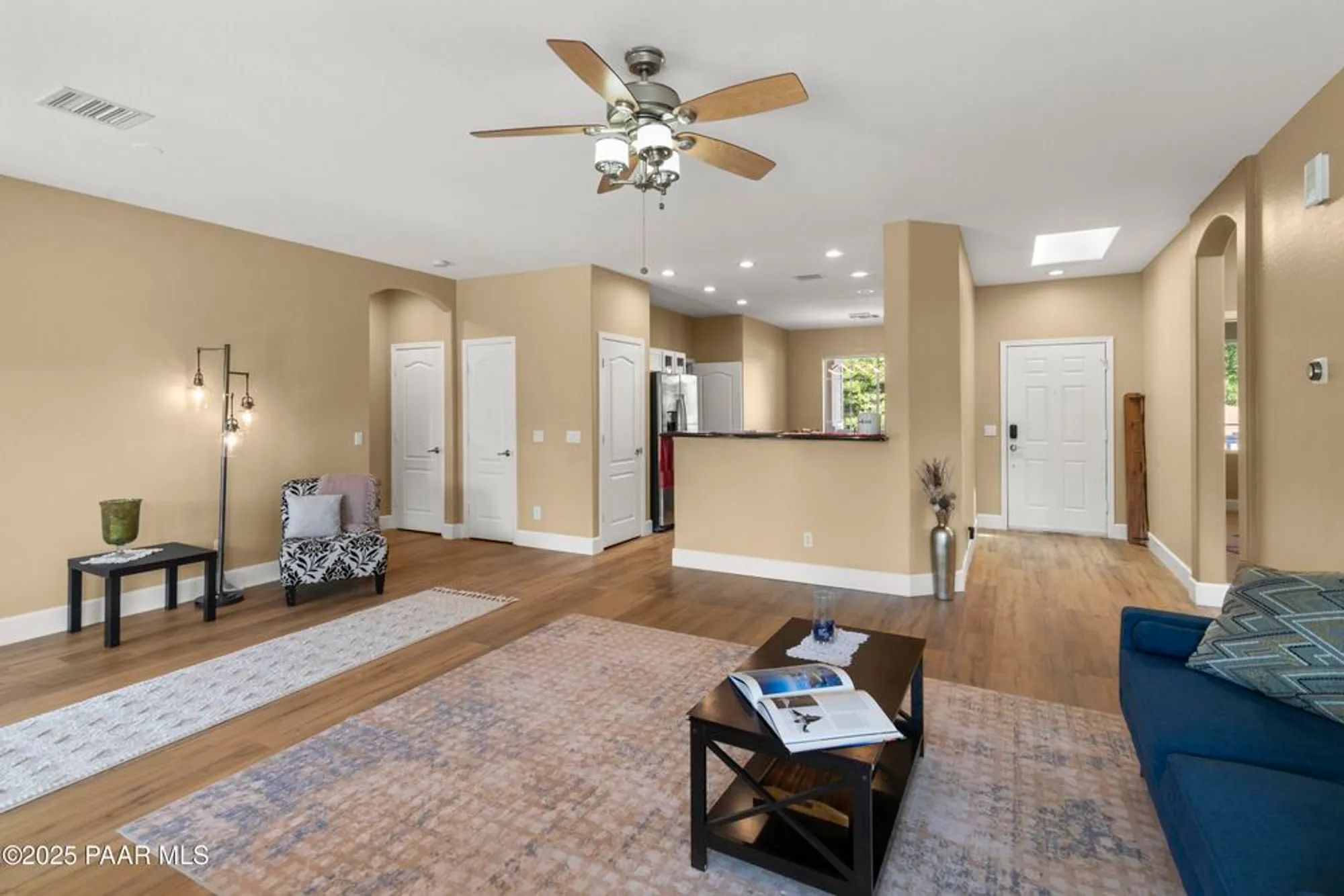 Property Slideshow image 14 of 27 | 7673 e circle wagons way, Prescott Valley, AZ, 86315