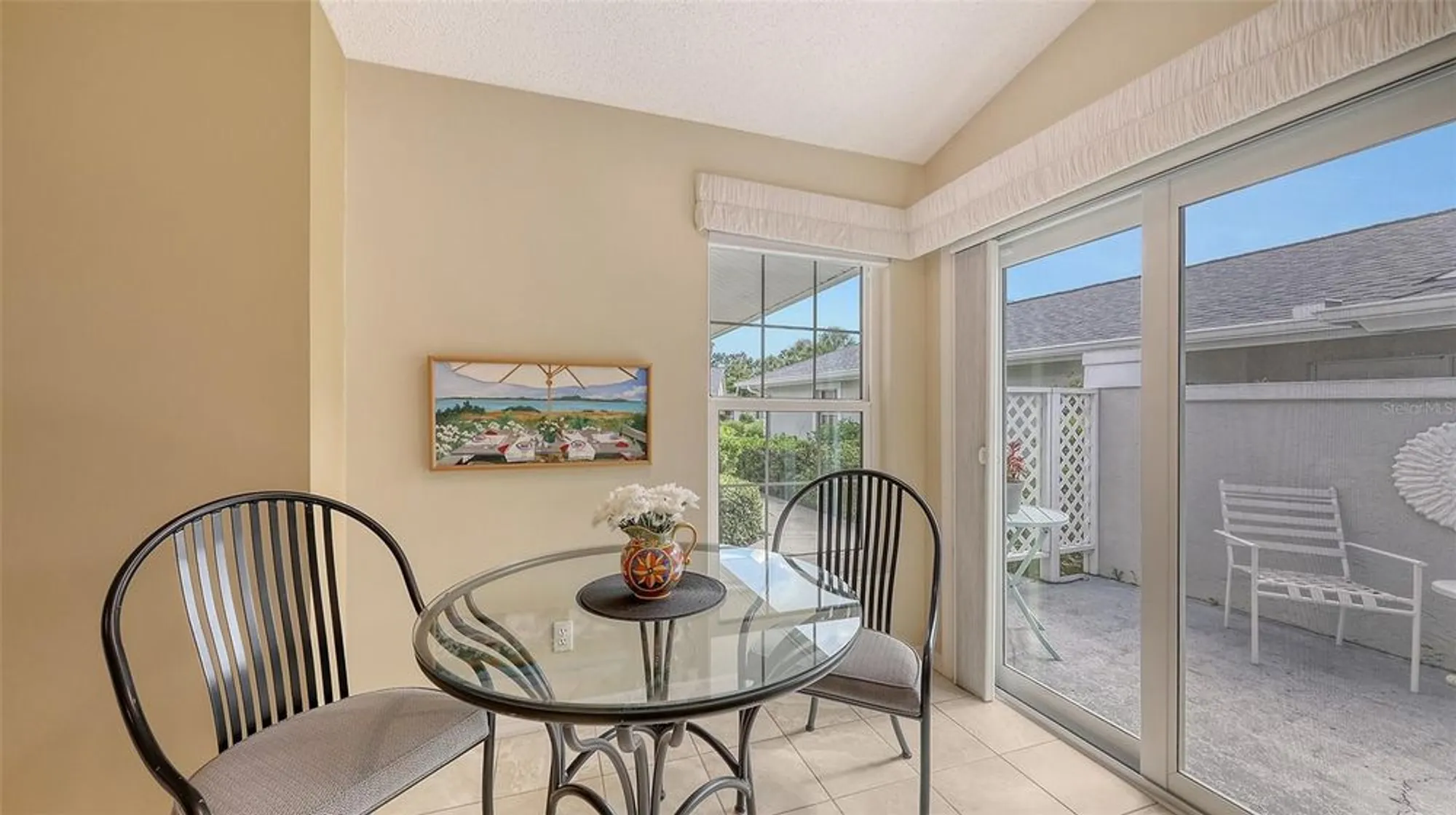 Property Slideshow image 11 of 35 | 5568 country club way, Sarasota, FL, 34243