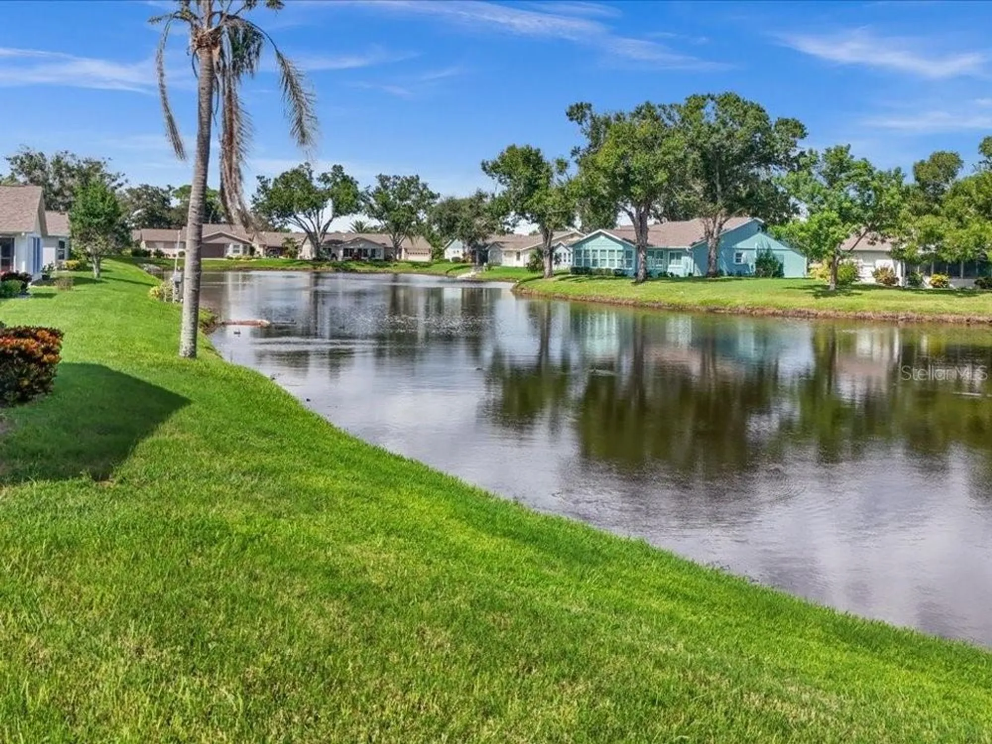 Property Slideshow image 18 of 47 | 411 cypress forest dr, Englewood, FL, 34223