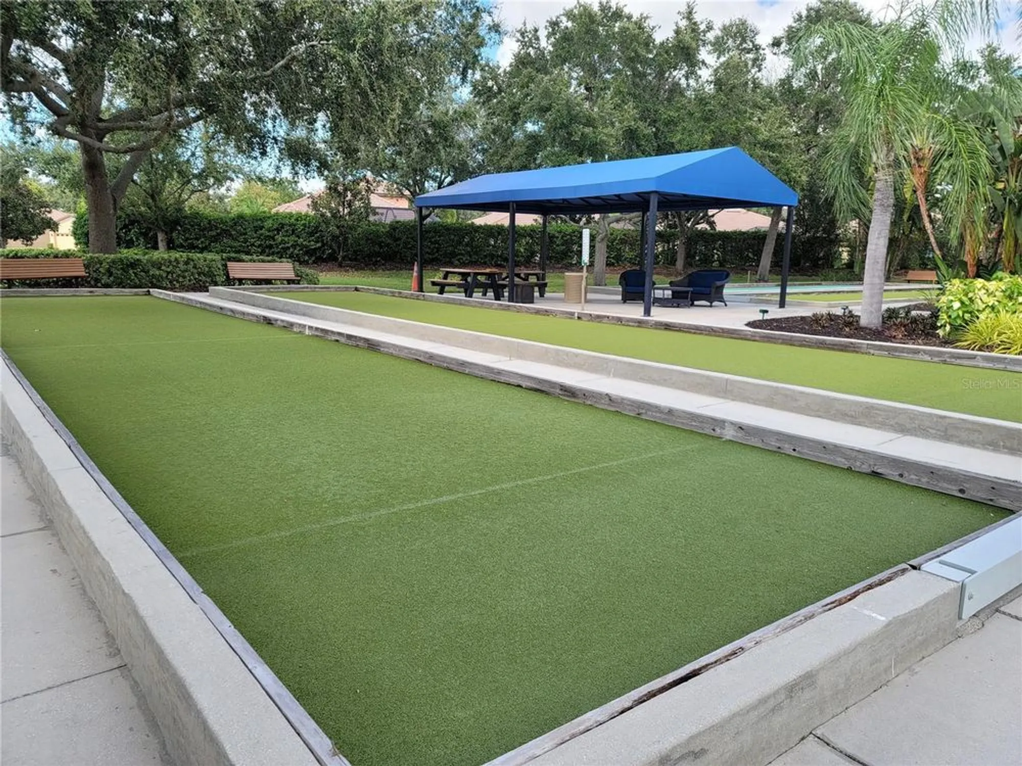 Property Slideshow image 81 of 100 | 303 bluewater falls ct, Apollo Beach, FL, 33572