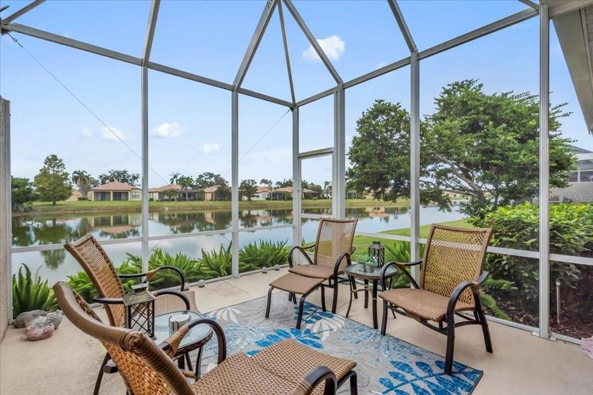 Property Slideshow image 3 of 59 | 8151 victoria falls cir, Sarasota, FL, 34243