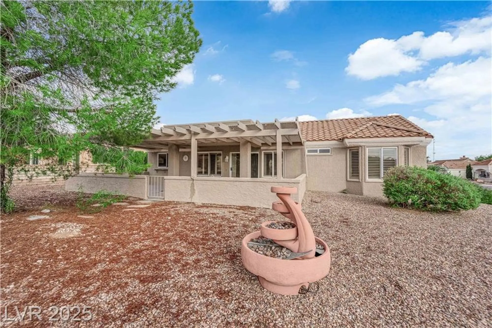 Property Slideshow image 24 of 27 | 8801 villa ridge dr, Las Vegas, NV, 89134