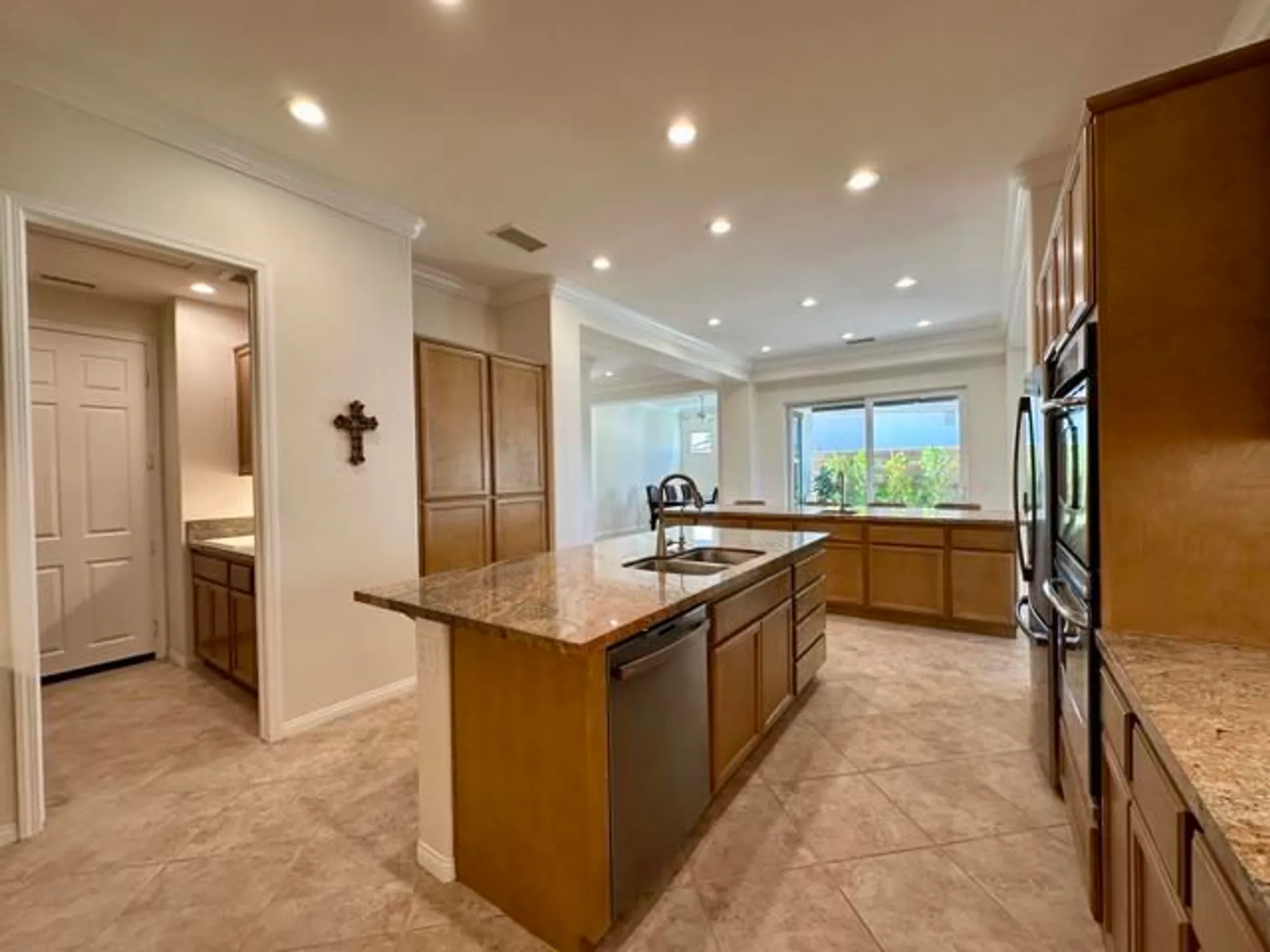 Property Slideshow image 63 of 66 | 81800 eagle claw dr, La Quinta, CA, 92253
