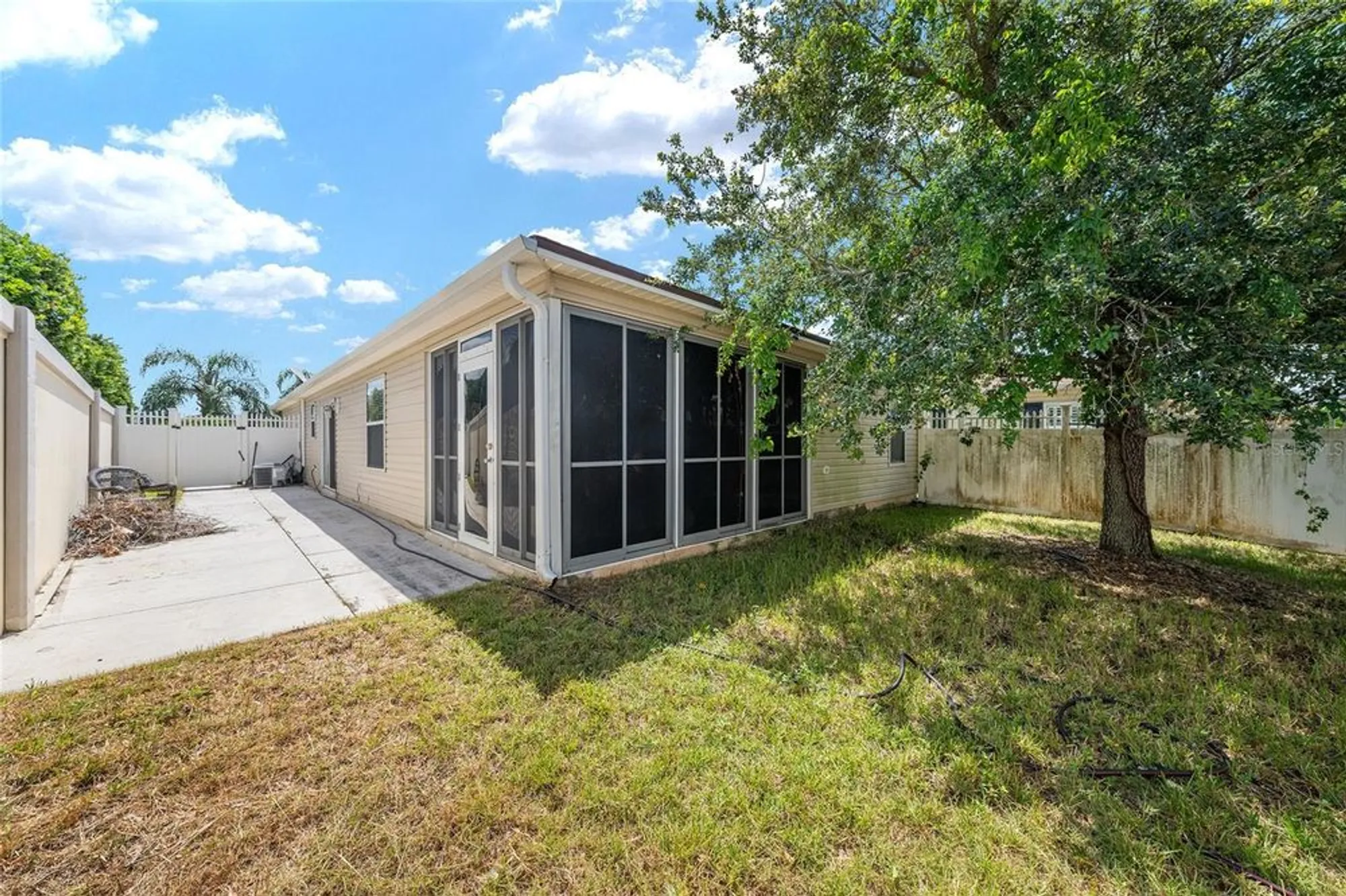 Property Slideshow image 27 of 28 | 1410 natalie ln, The Villages, FL, 32162