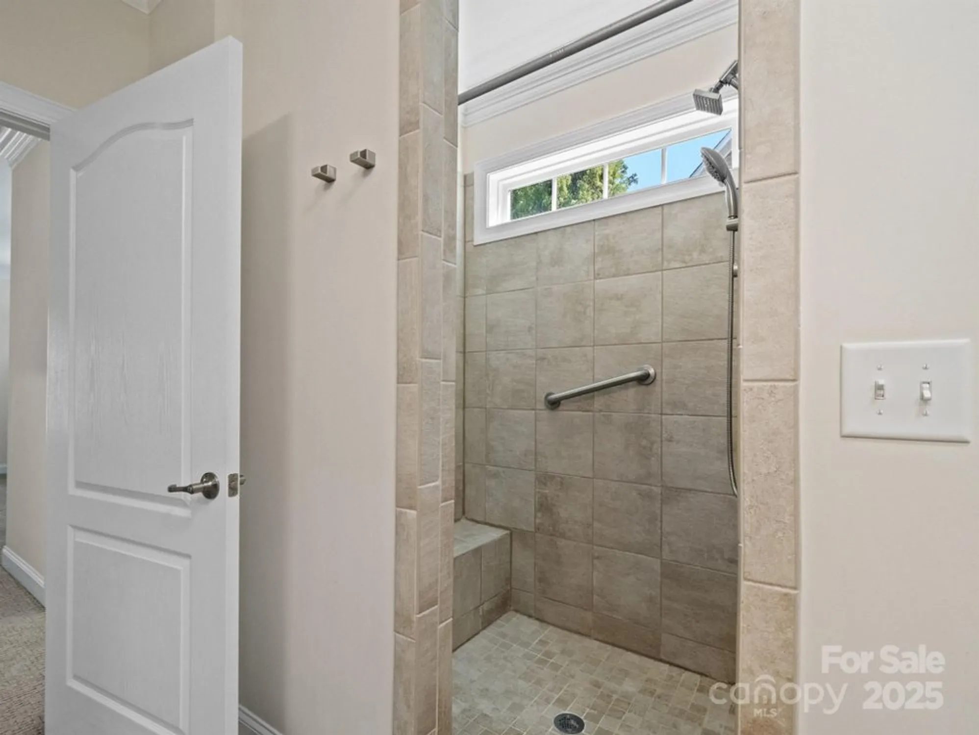 Property Slideshow image 27 of 37 | 12728 meetinghouse dr, Cornelius, NC, 28031