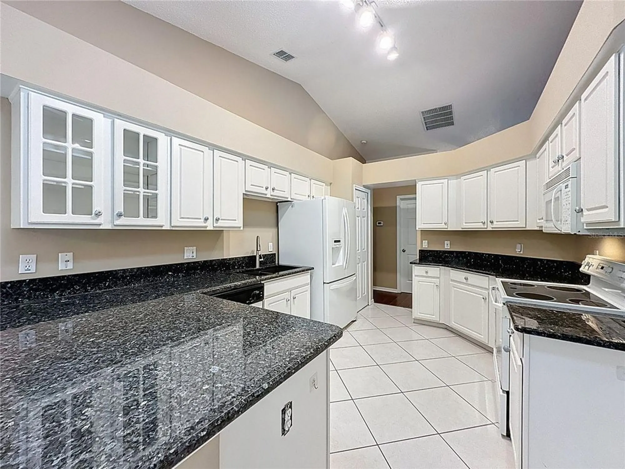 Property Slideshow image 16 of 43 | 4614 river ridge dr, Leesburg, FL, 34748