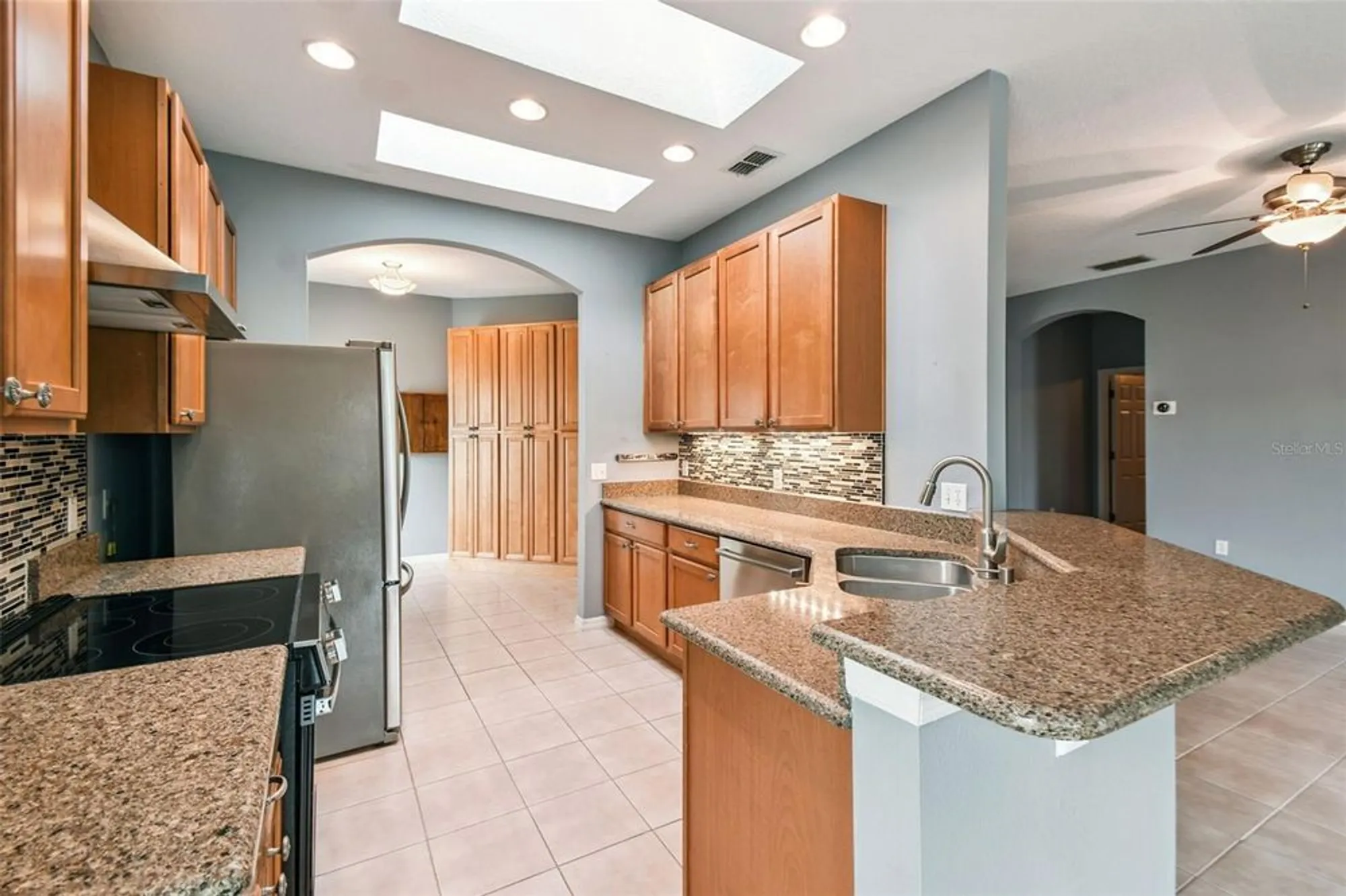 Property Slideshow image 10 of 52 | 136 verona dr, Kissimmee, FL, 34759