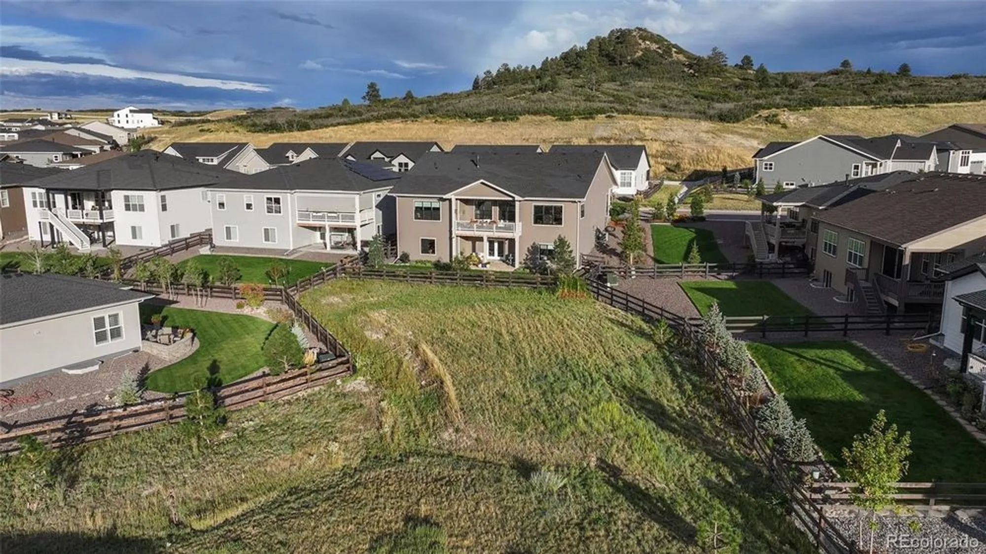Property Slideshow image 33 of 49 | 5665 shadescale way, Castle Rock, CO, 80104