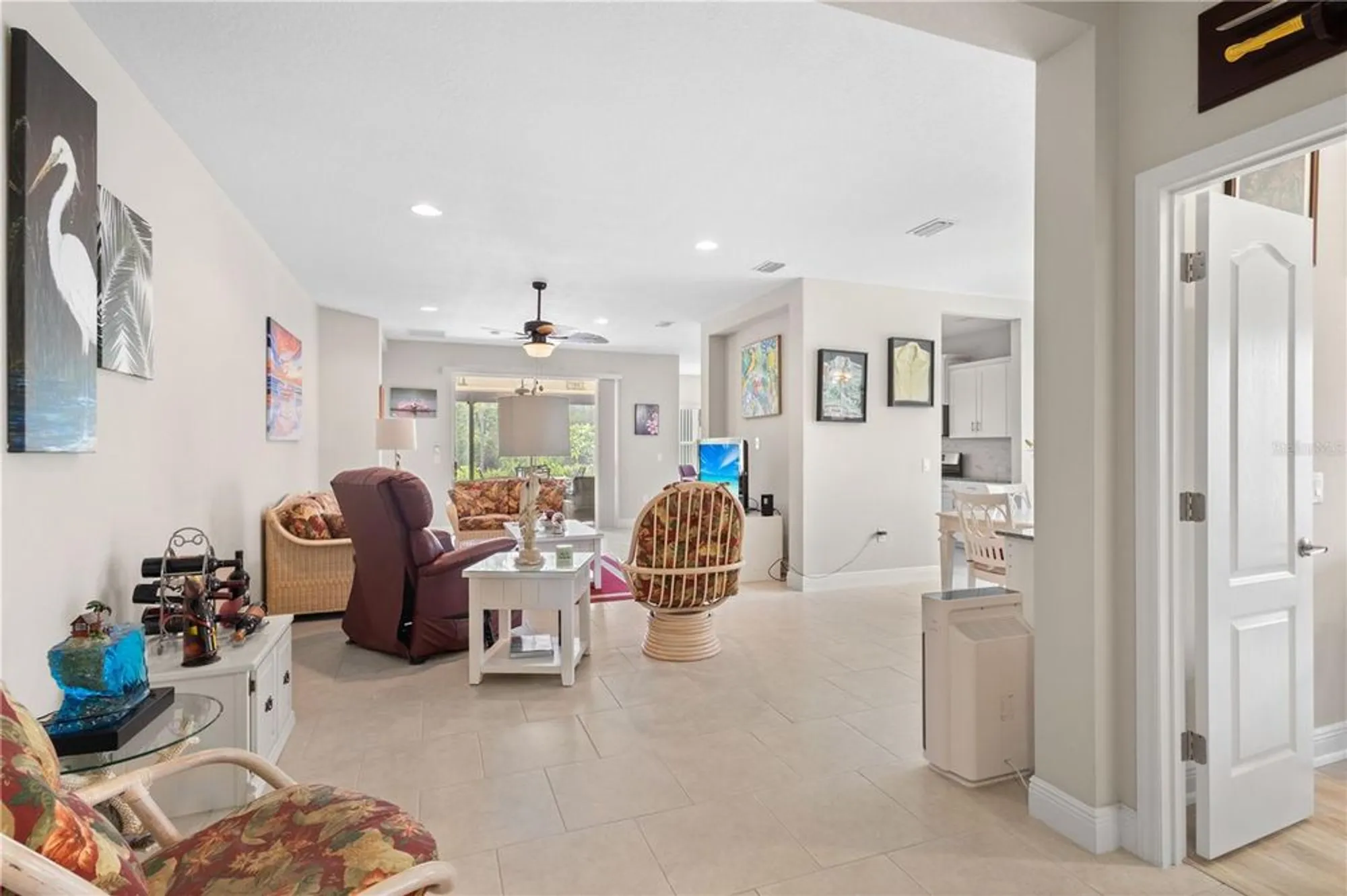Property Slideshow image 10 of 44 | 12095 stuart dr, Venice, FL, 34293