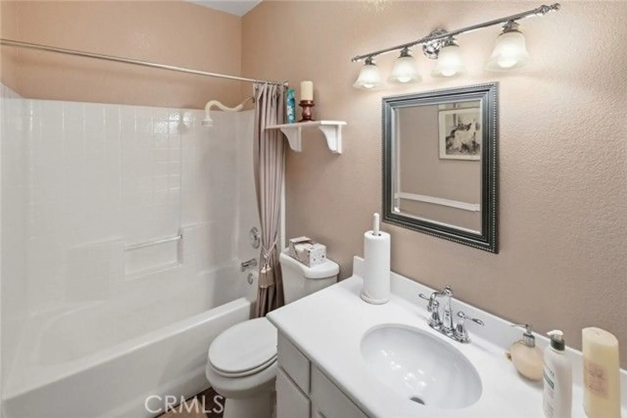 Property Slideshow image 48 of 72 | 28920 raintree dr, Menifee, CA, 92584