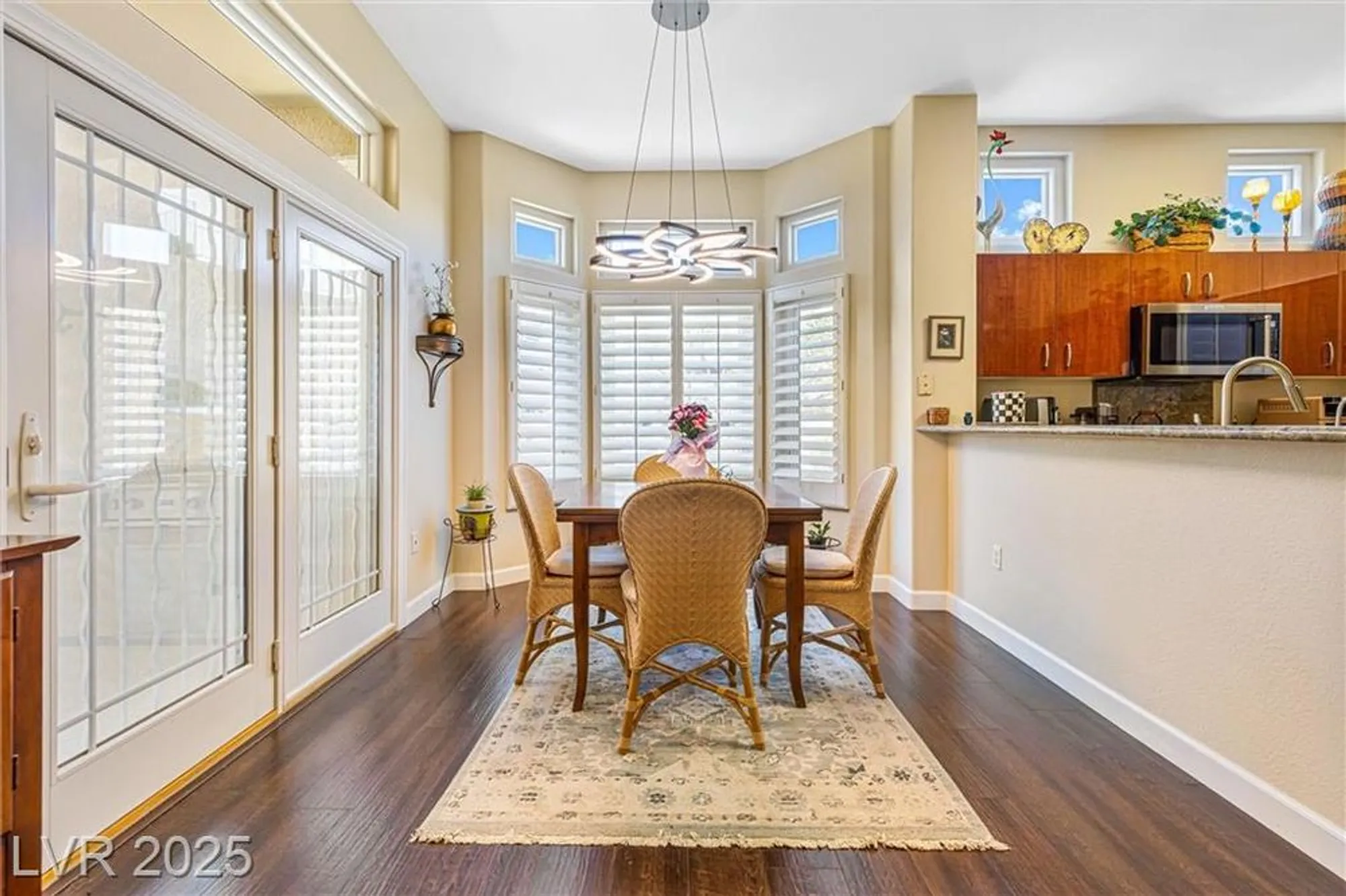 Property Slideshow image 18 of 55 | 1901 capestone st, Las Vegas, NV, 89134