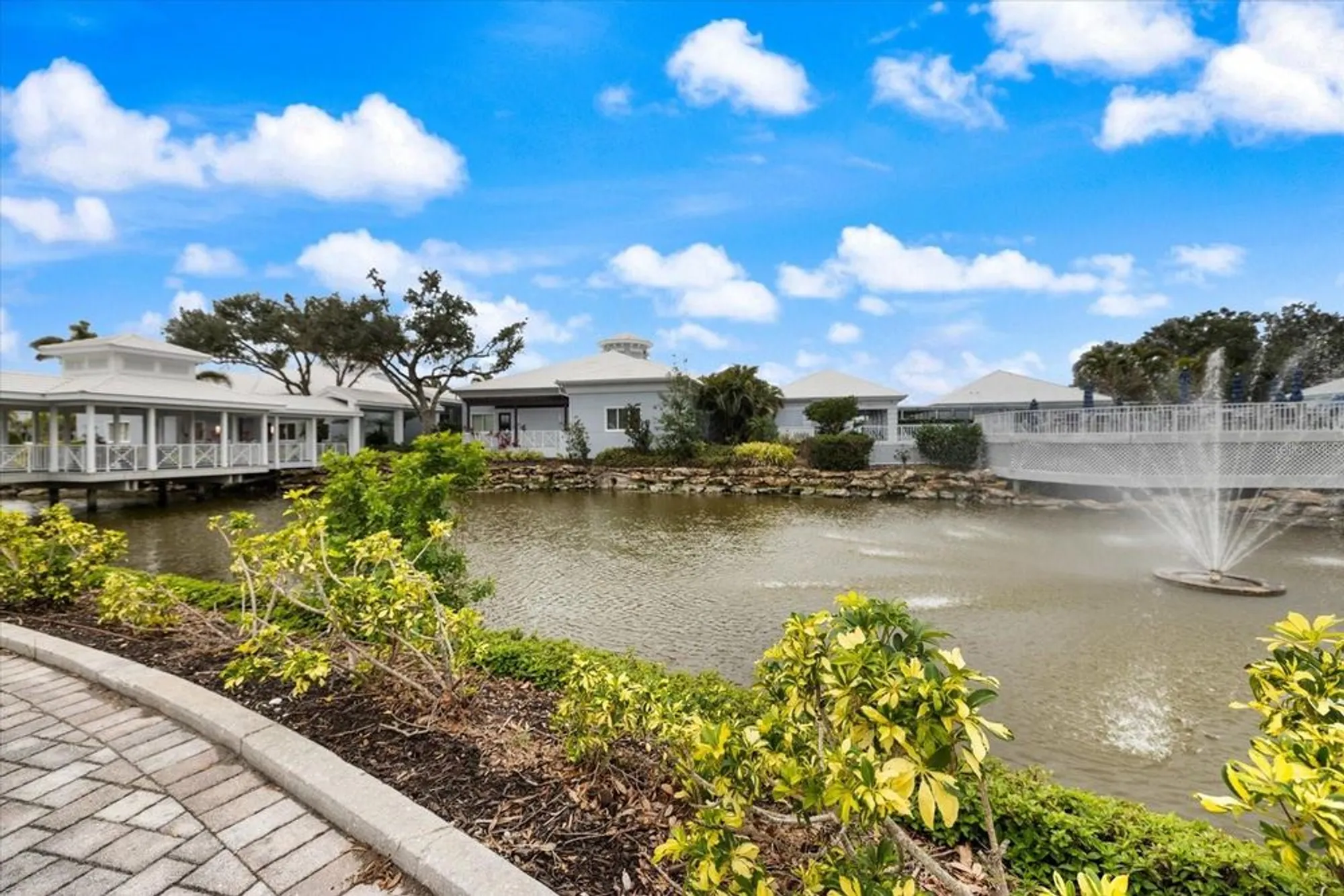 Property Slideshow image 38 of 40 | 900 paisley ct 1, Venice, FL, 34293