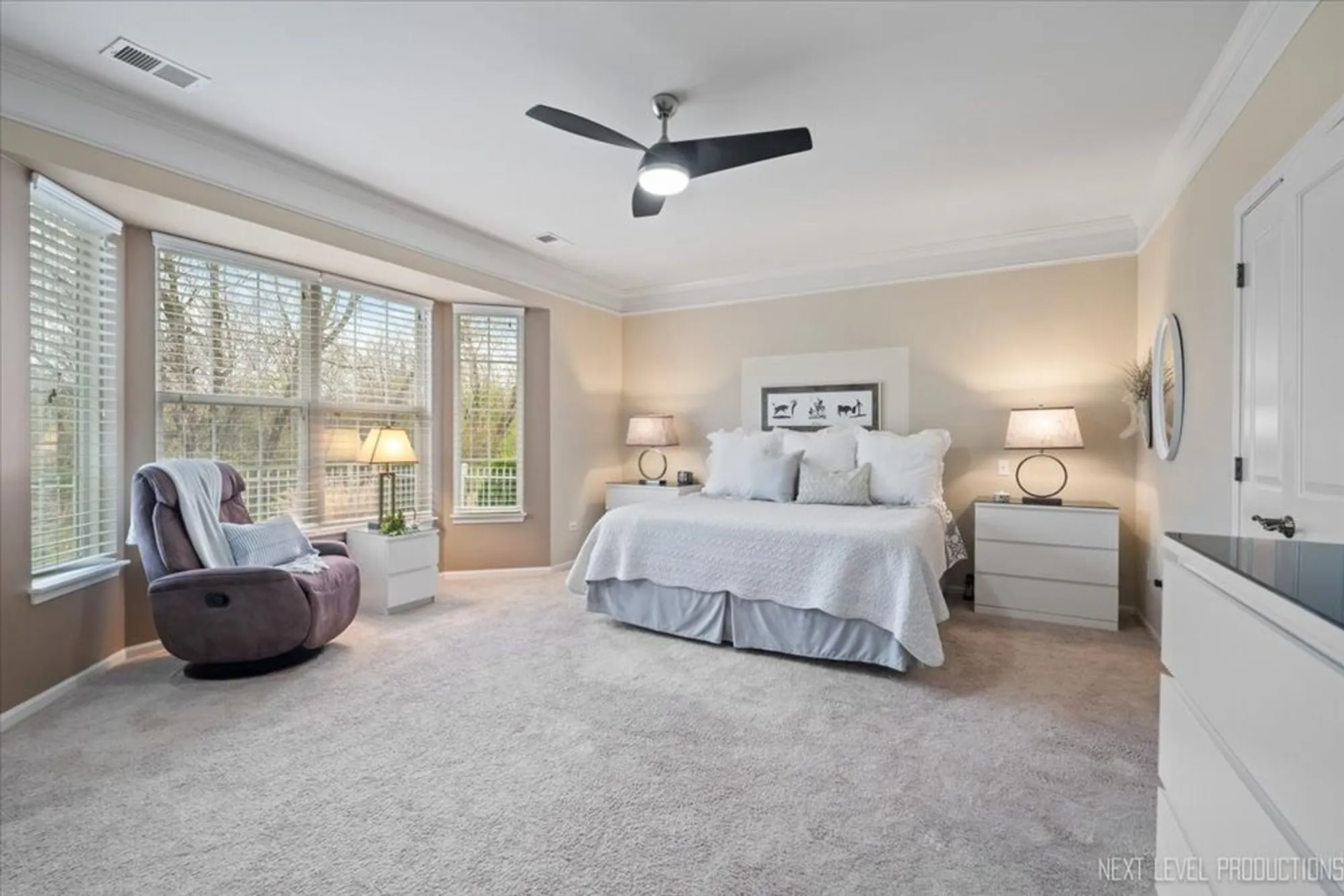 Property Slideshow image 14 of 41 | 12871 timber creek dr, Huntley, IL, 60142