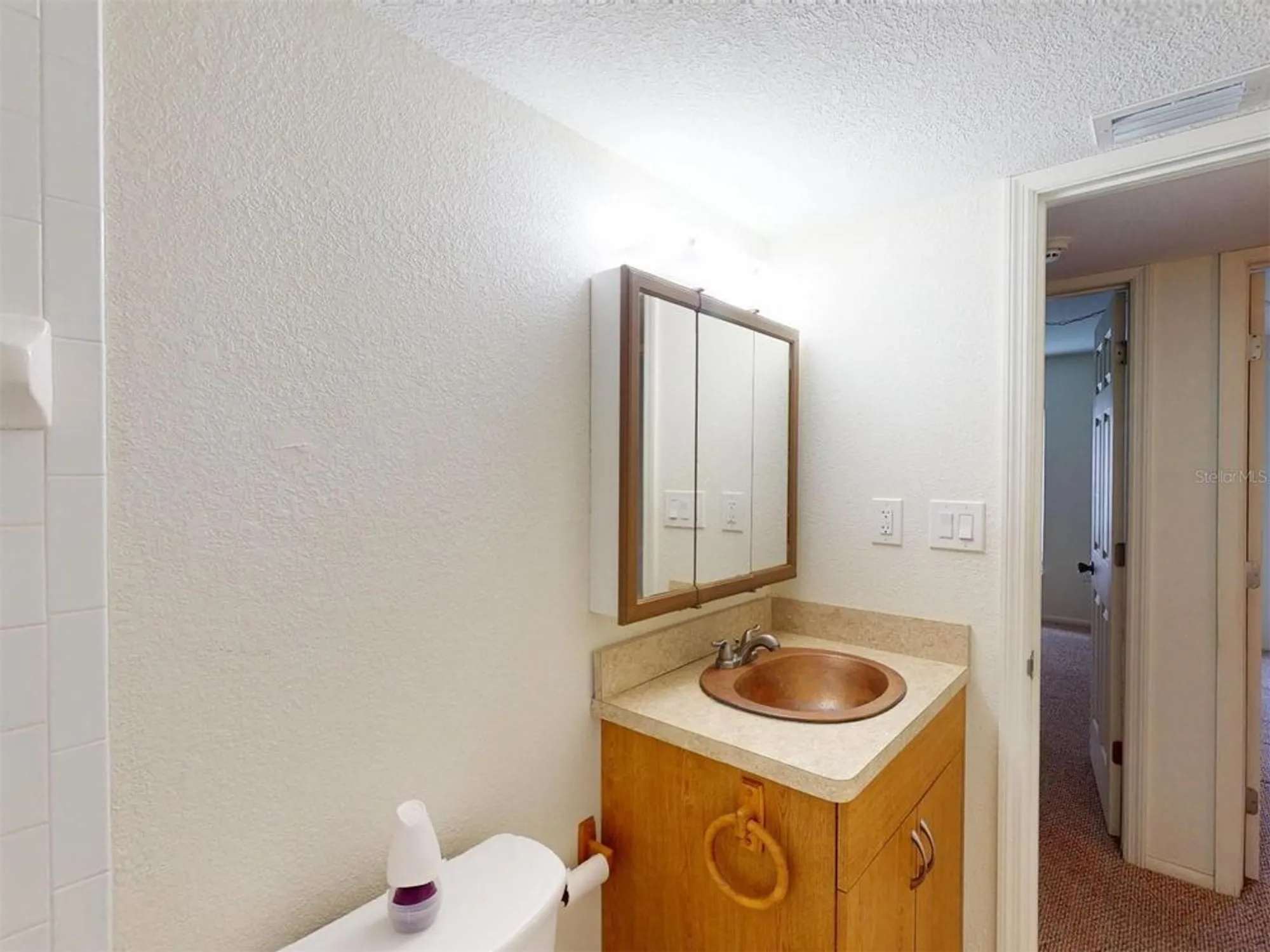 Property Slideshow image 20 of 32 | 21267 gertrude ave 113, Port Charlotte, FL, 33952