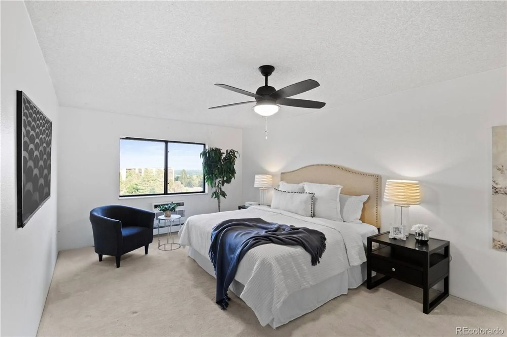 Property Slideshow image 4 of 50 | 14152 e linvale pl apt 605, Aurora, CO, 80014