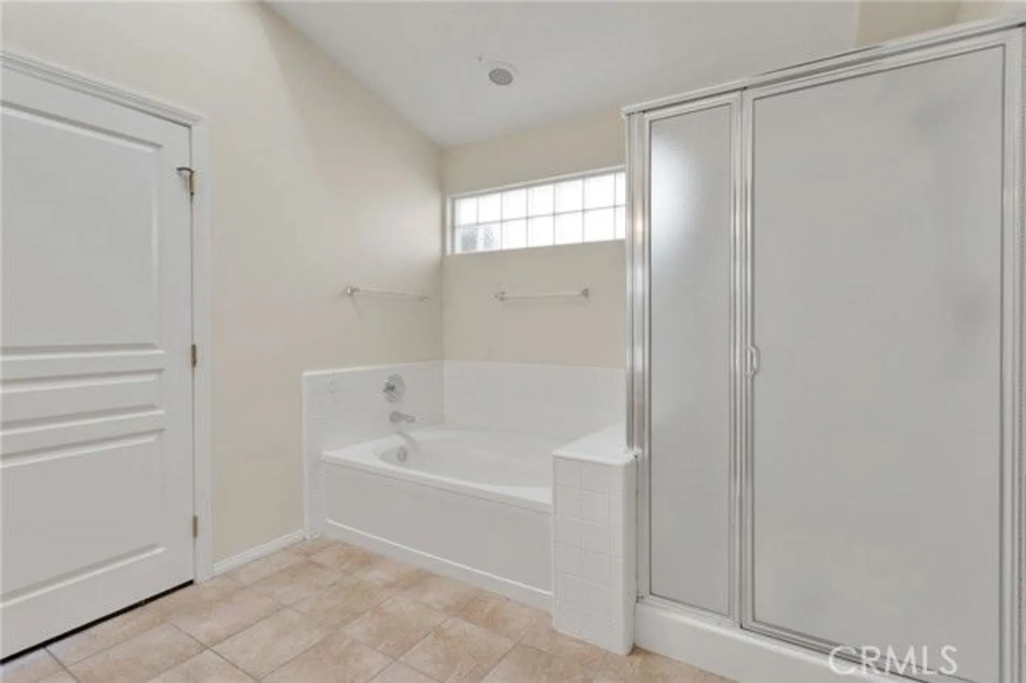 Property Slideshow image 10 of 28 | 11236 bunker cir, Apple Valley, CA, 92308