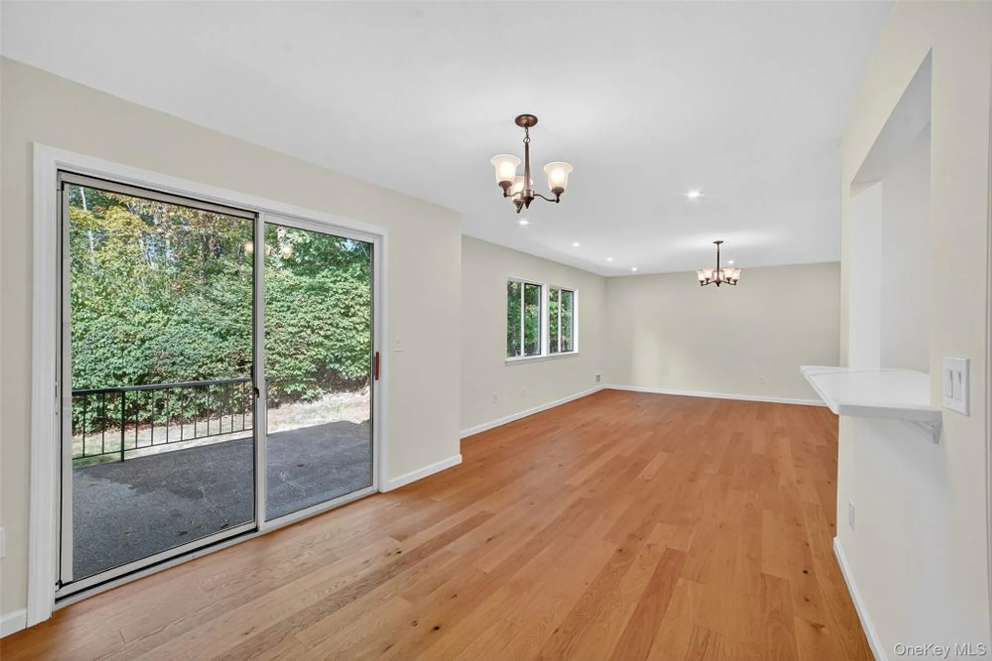 Property Slideshow image 11 of 40 | 159 carriage ct c, Yorktown Heights, NY, 10598