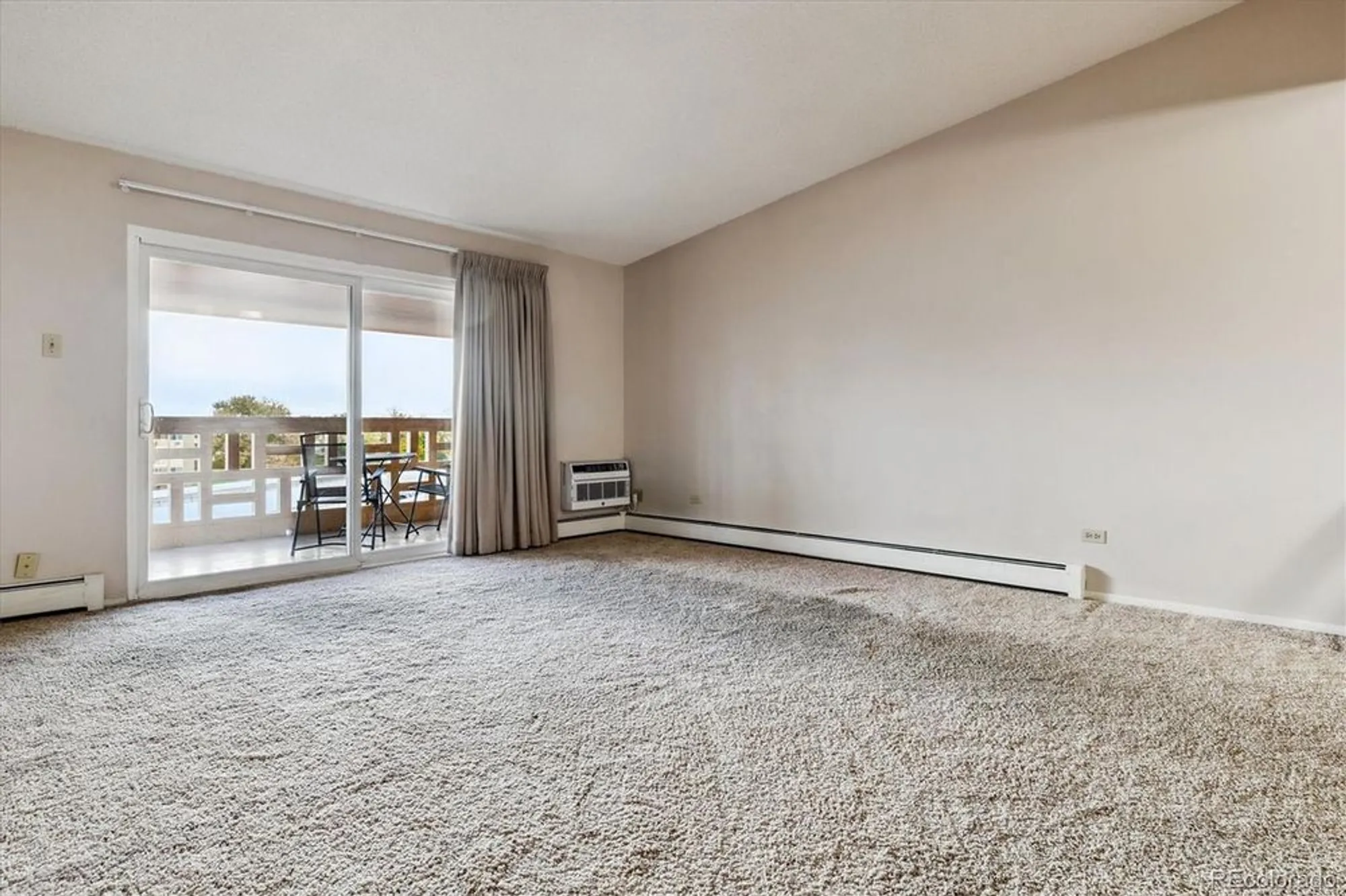 Property Slideshow image 8 of 50 | 665 s alton way 7d, Denver, CO, 80247