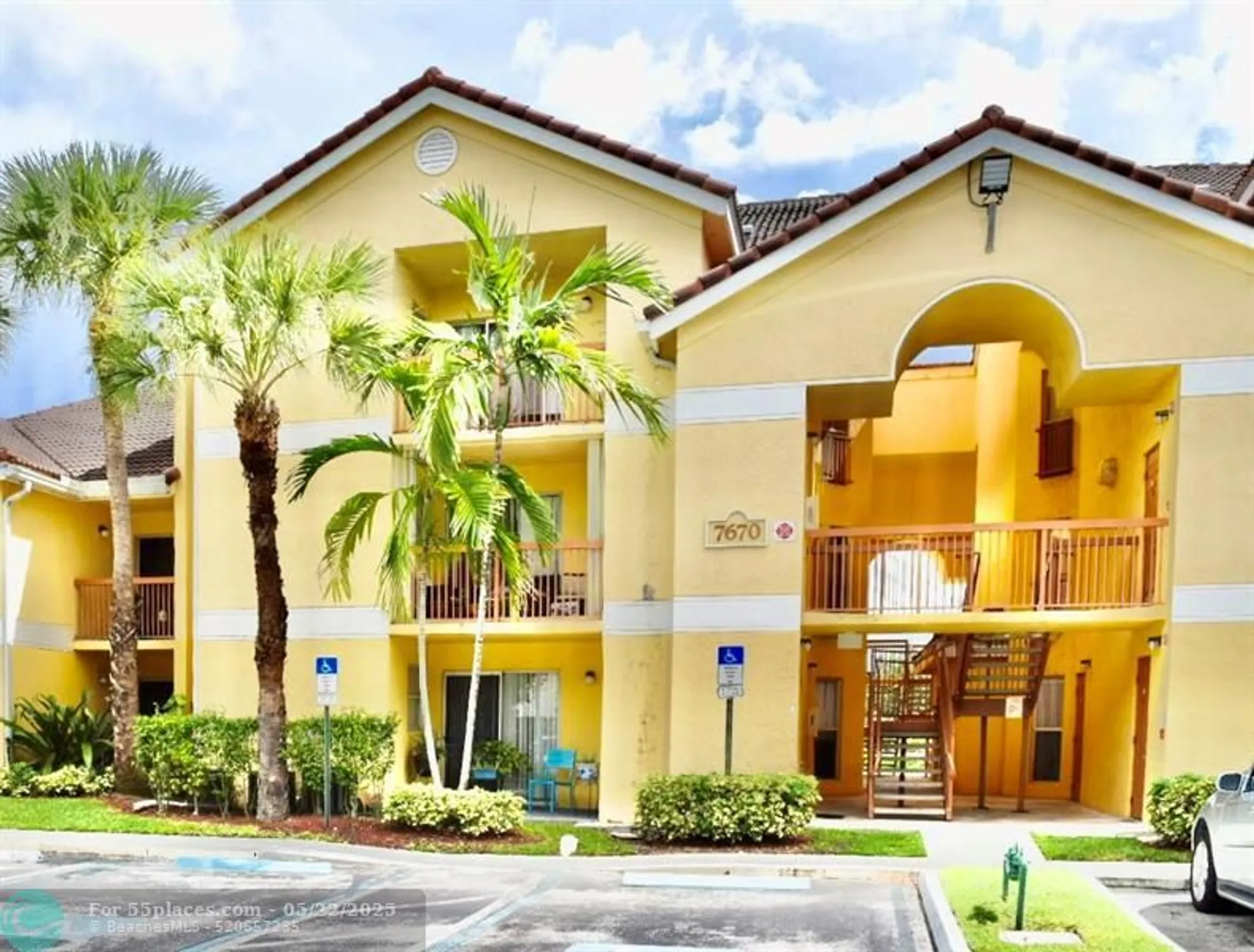 Property Slideshow image 1 of 15 | 7670 westwood dr apt 718, Tamarac, FL, 33321