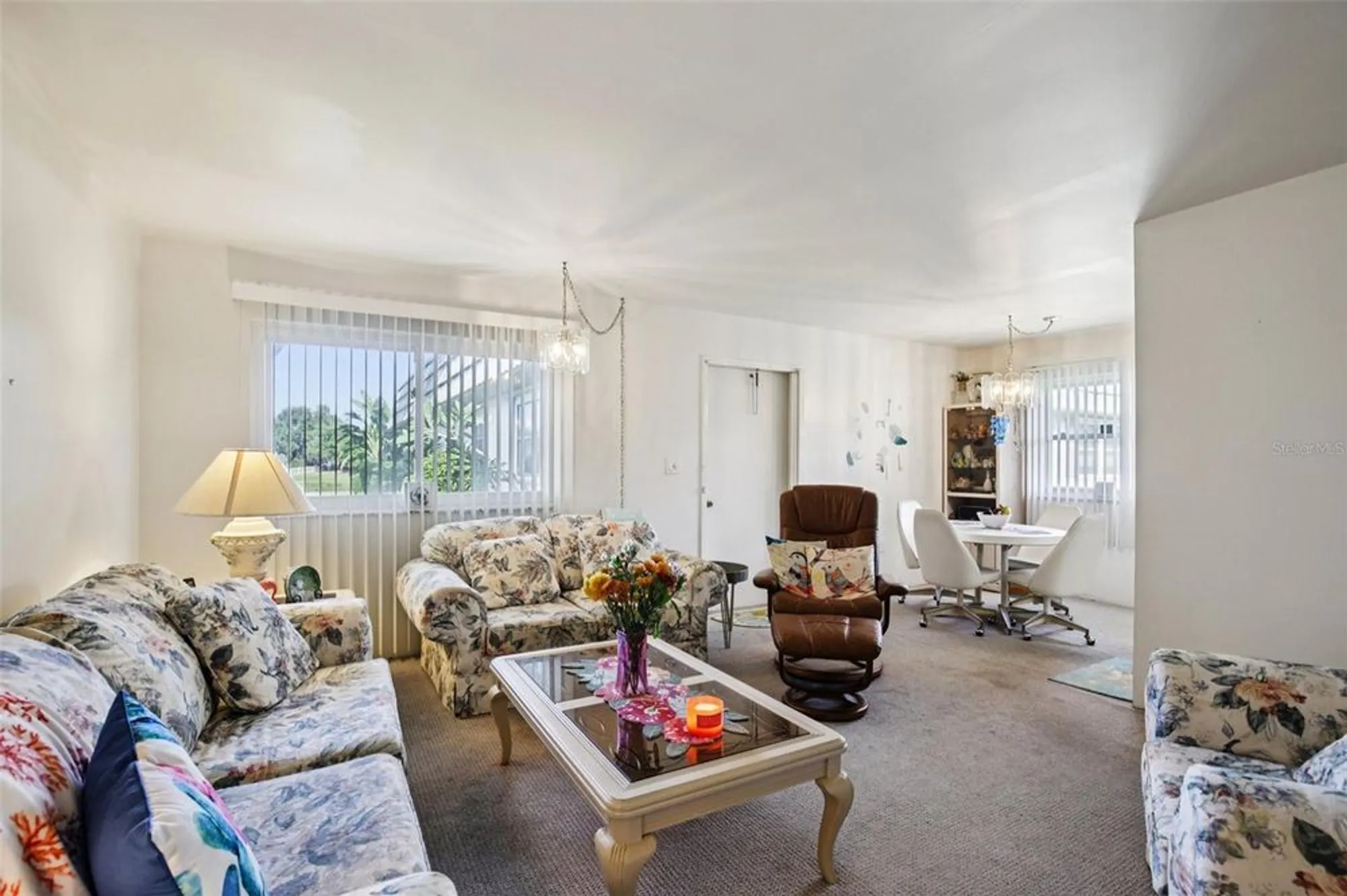 Property Slideshow image 5 of 51 | 201 kings blvd 13, Sun City Center, FL, 33573