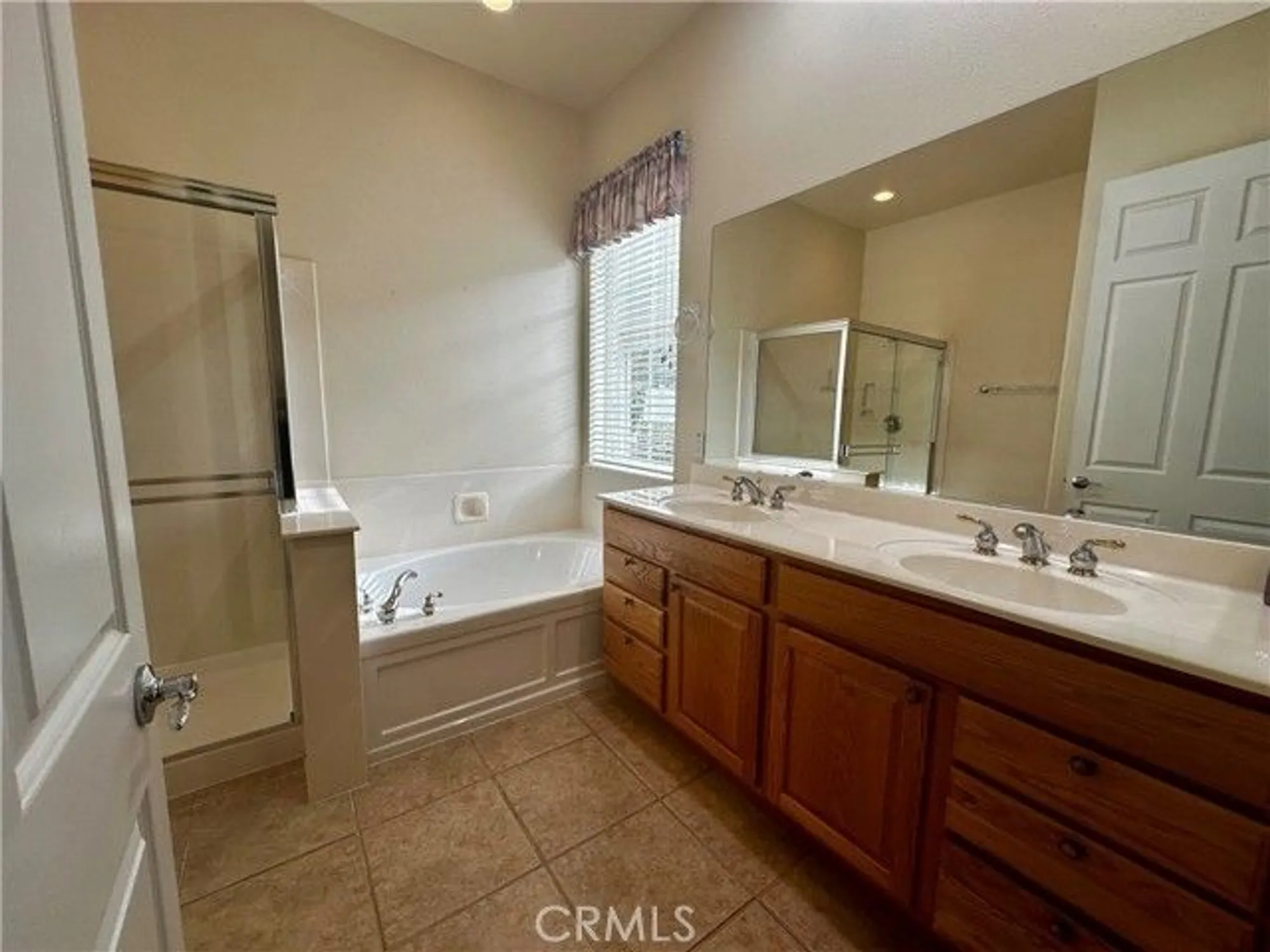 Property Slideshow image 30 of 46 | 2416 wailea beach dr, Banning, CA, 92220