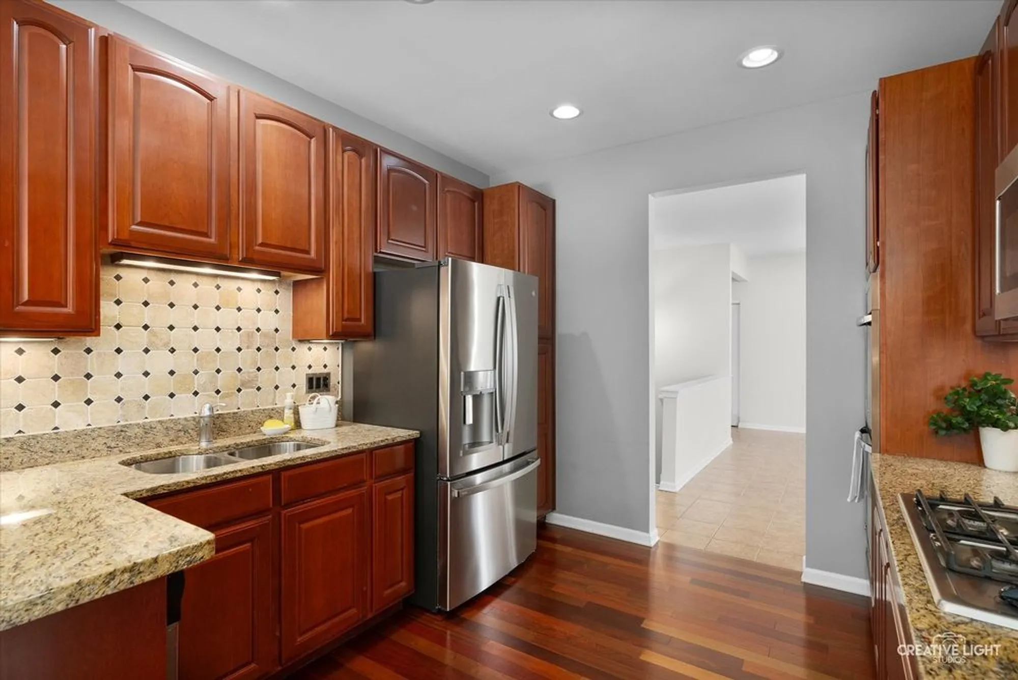 Property Slideshow image 4 of 29 | 2924 raleigh ct, Naperville, IL, 60564