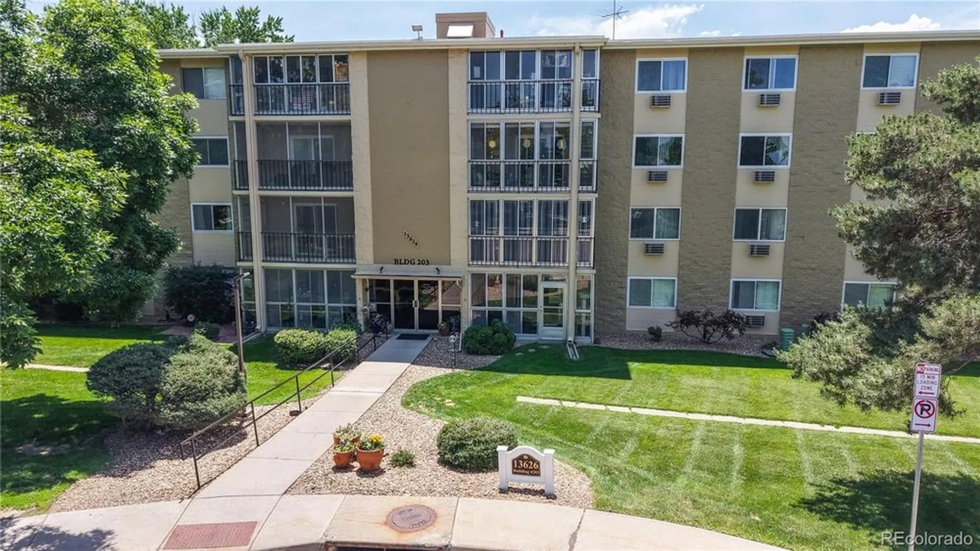 Property Slideshow image 23 of 44 | 13626 e bates ave apt 302, Aurora, CO, 80014