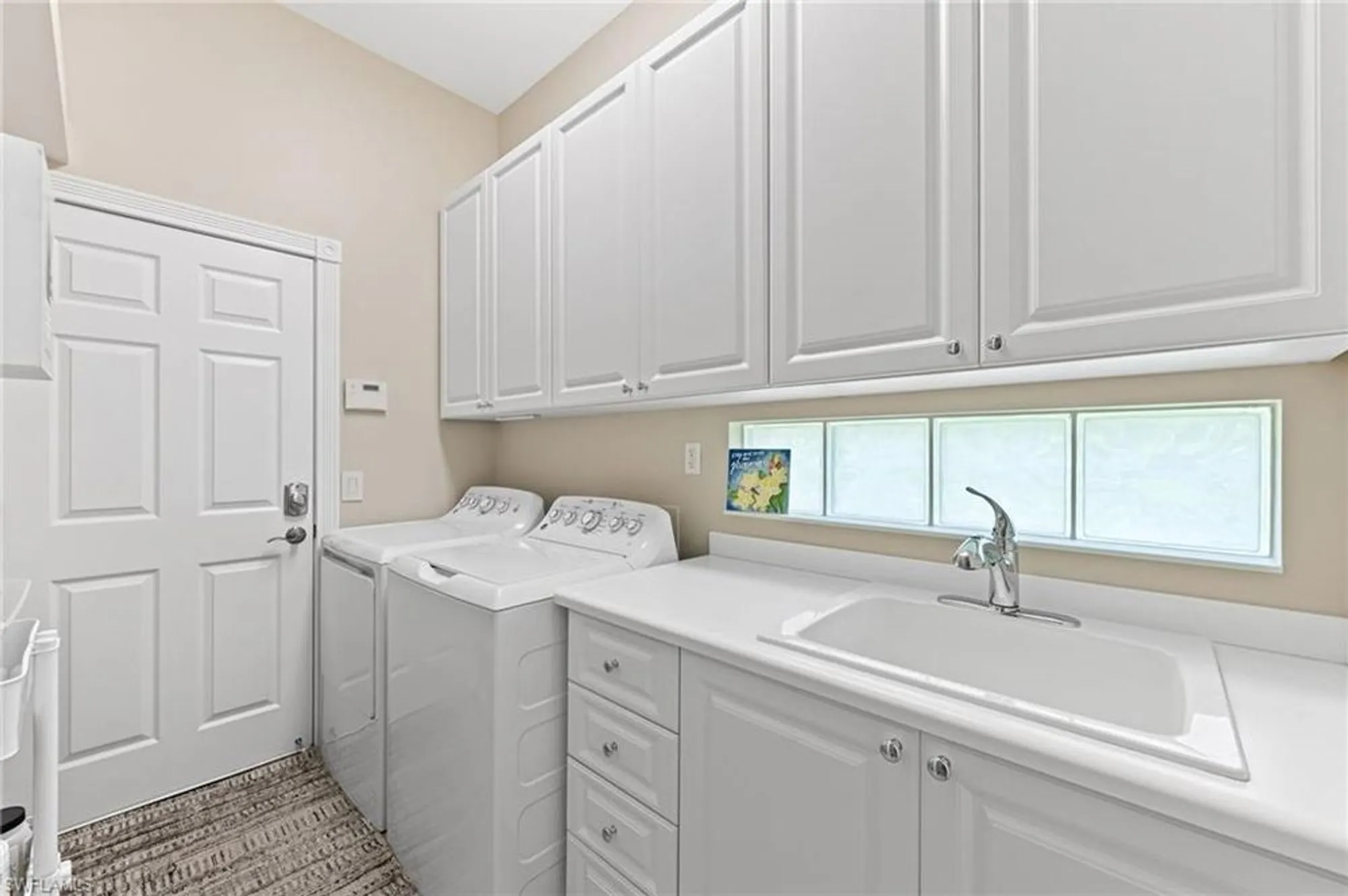 Property Slideshow image 26 of 32 | 7042 toscana ct, Naples, FL, 34114