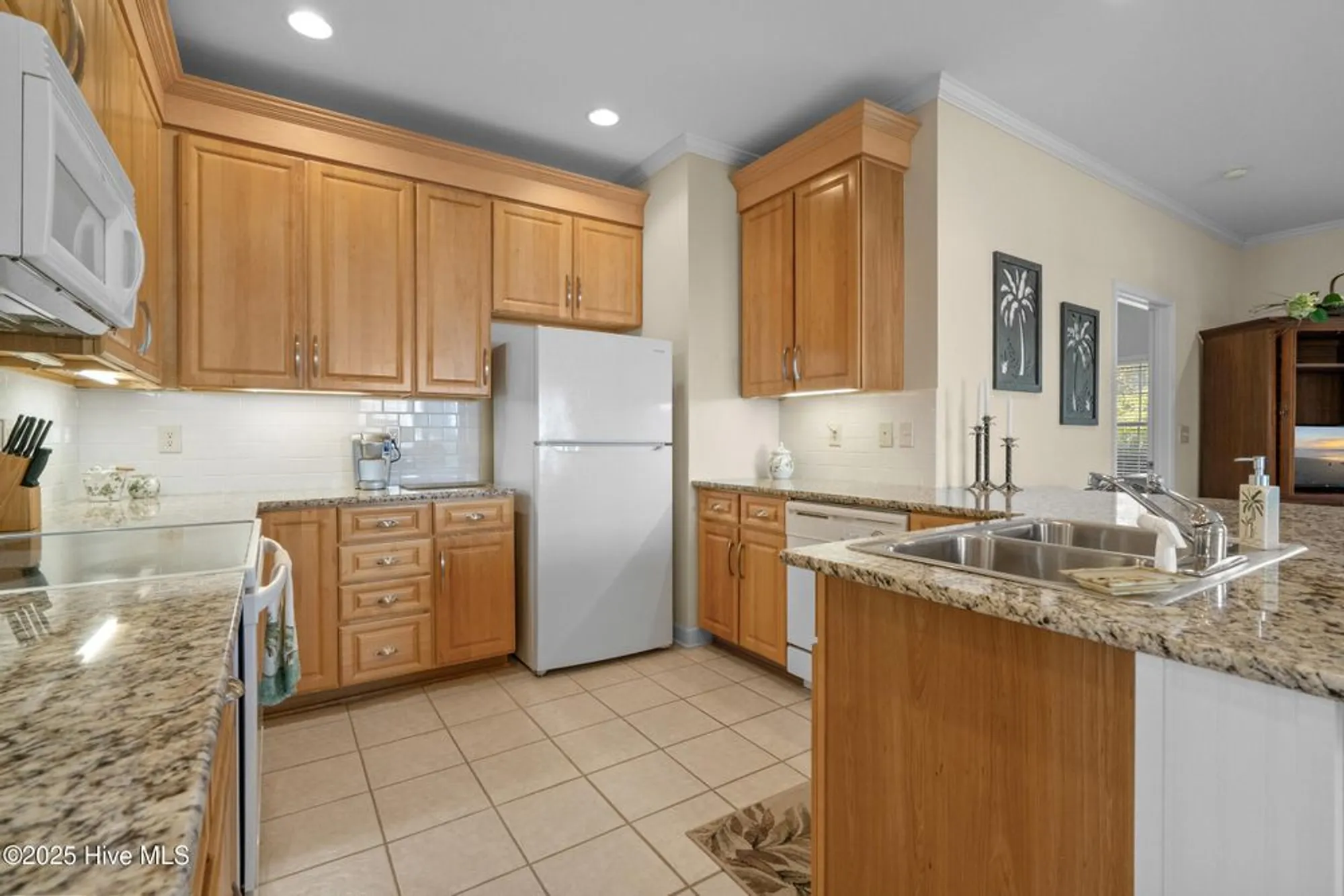 Property Slideshow image 7 of 44 | 8855 radcliff dr 10b, Calabash, NC, 28467