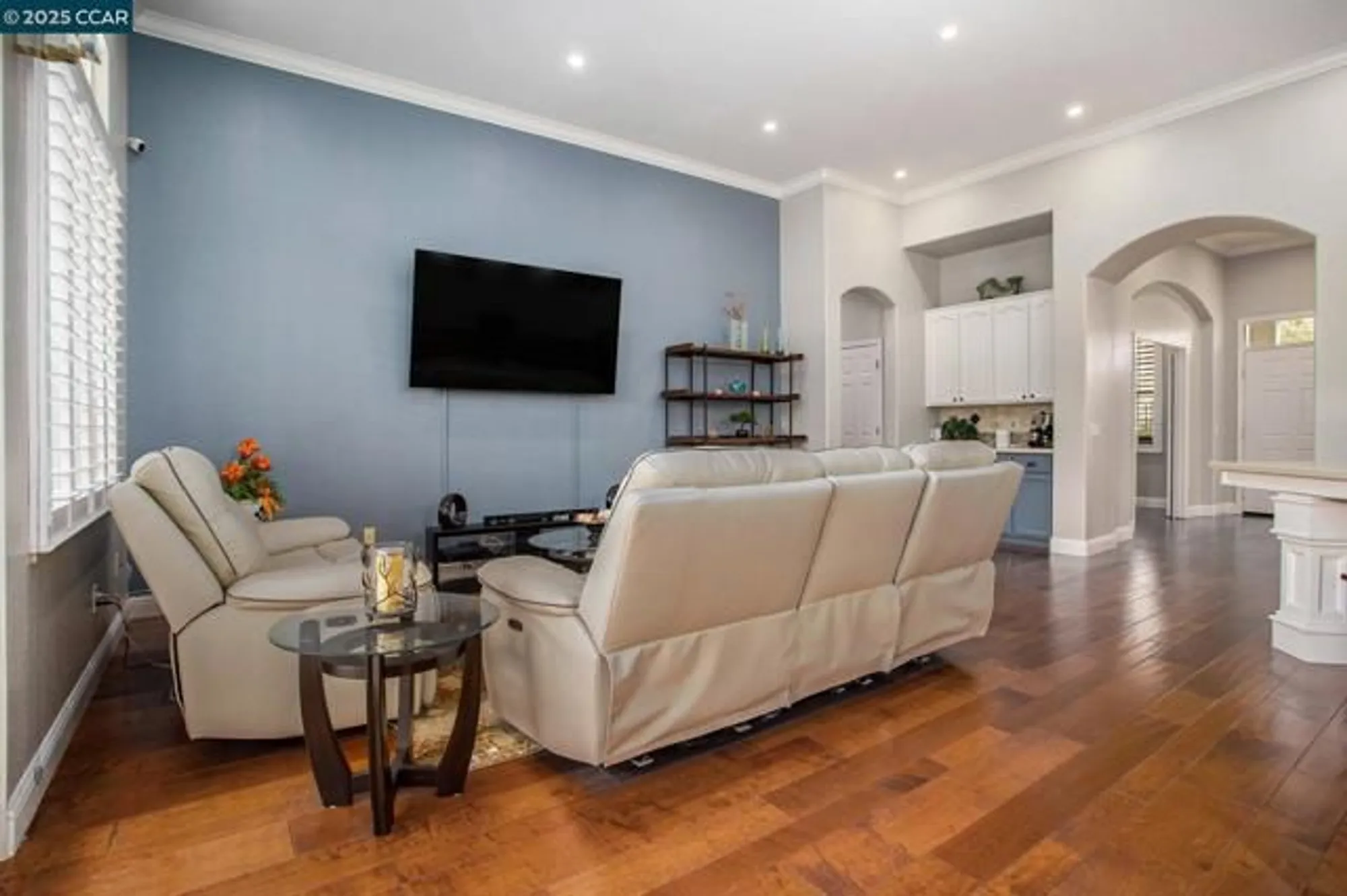 Property Slideshow image 16 of 32 | 451 tayberry ln, Brentwood, CA, 94513