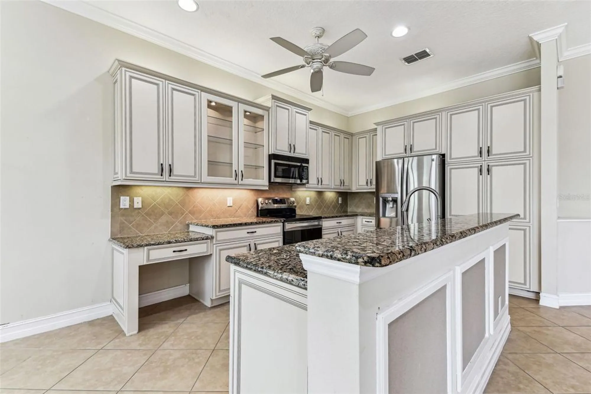 Property Slideshow image 27 of 100 | 16101 cape coral dr, Wimauma, FL, 33598