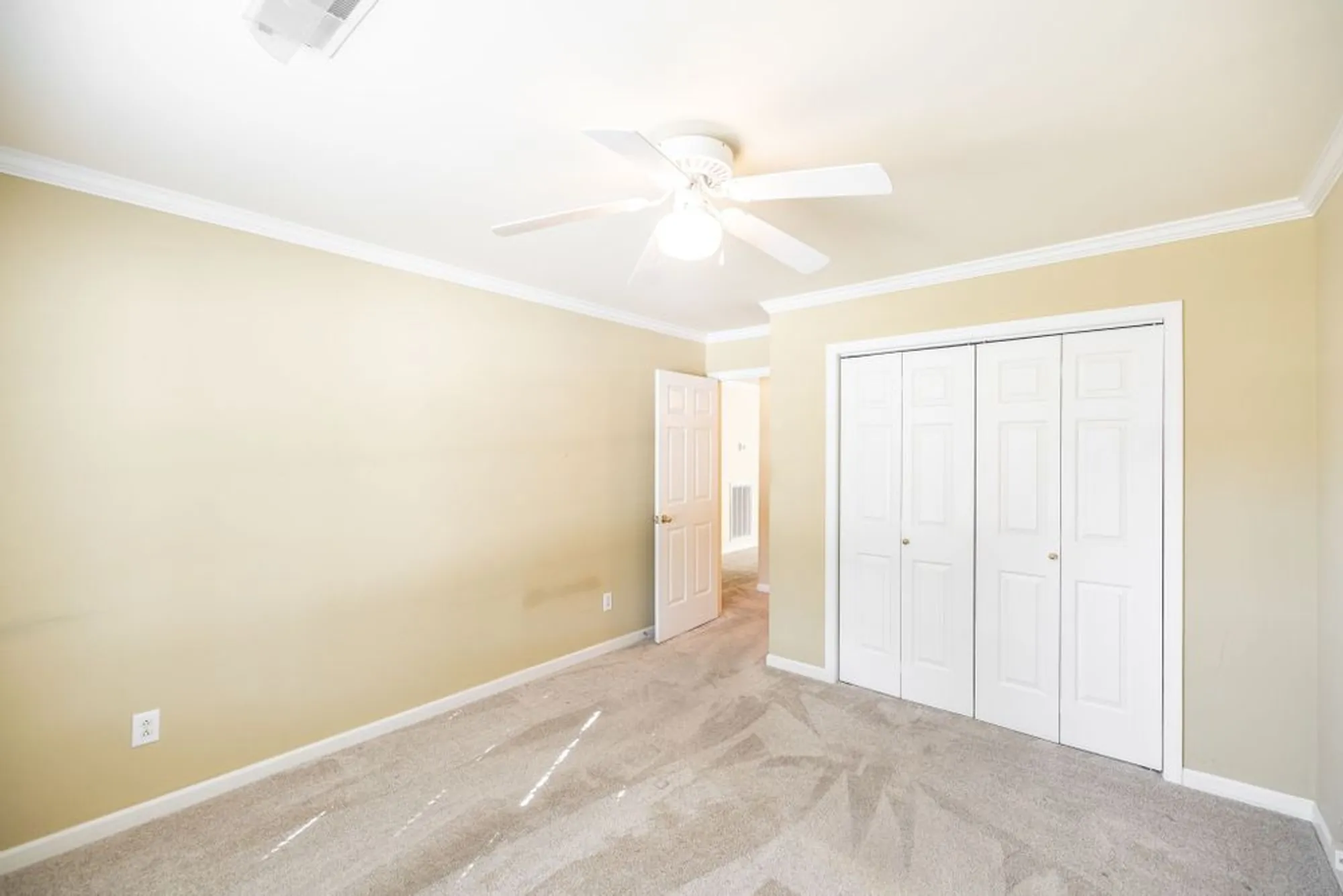 Property Slideshow image 17 of 54 | 115 newsom grn, Nashville, TN, 37221