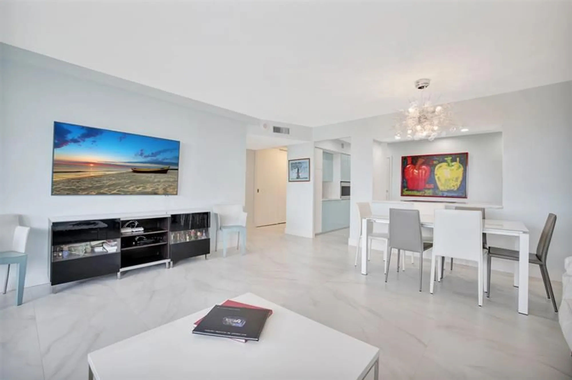 Property Slideshow image 14 of 25 | 3200 ne 36th st 1102, Fort Lauderdale, FL, 33308