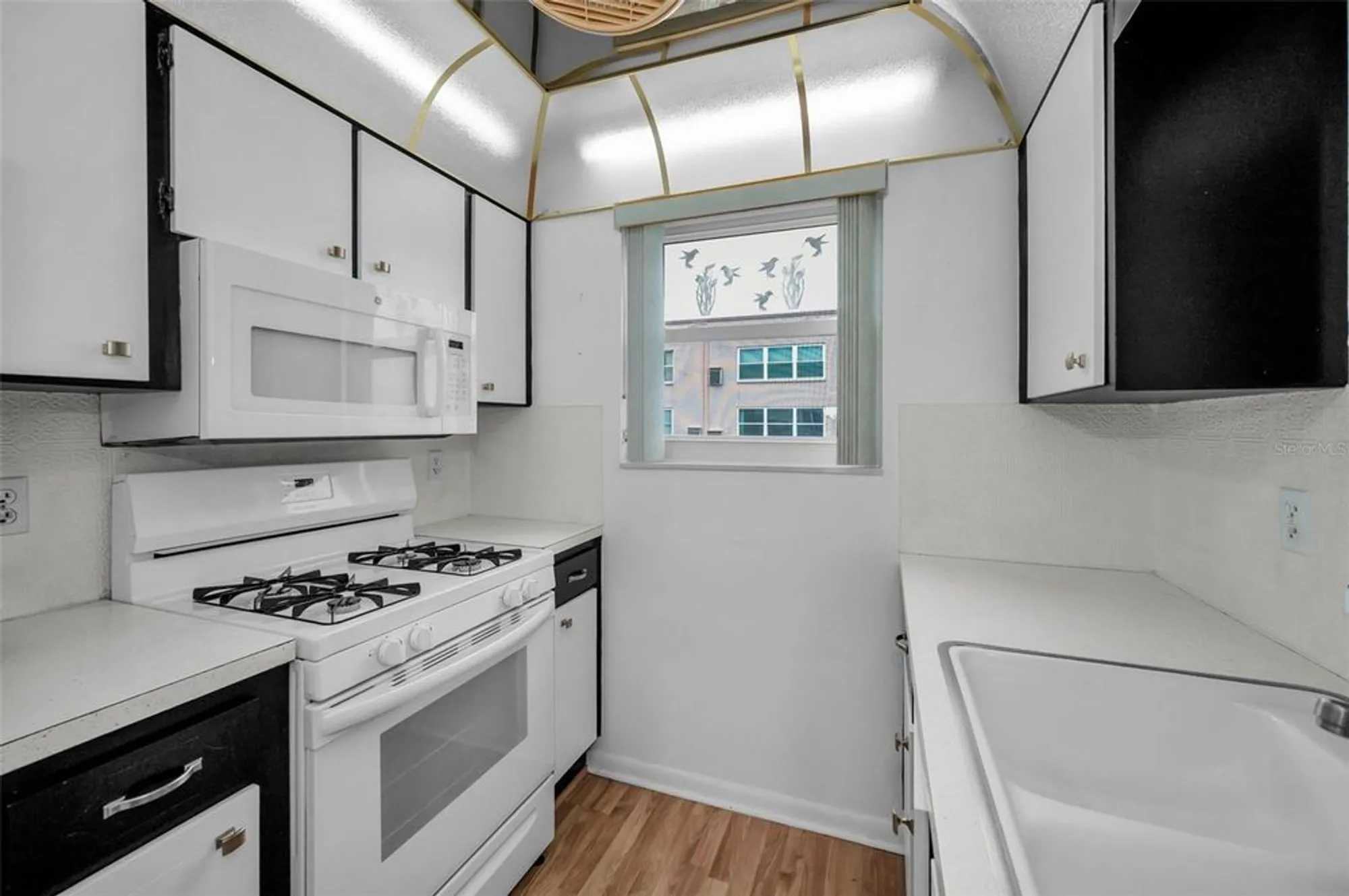 Property Slideshow image 25 of 84 | 5501 80th st n unit 405, St Petersburg, FL, 33709