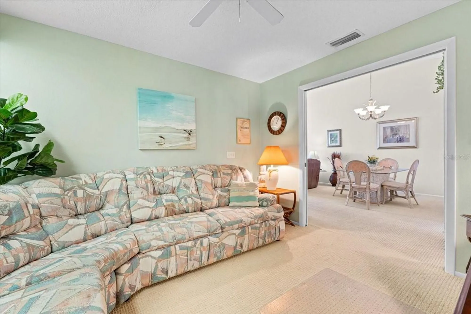 Property Slideshow image 5 of 67 | 6908 drewrys blf apt 711, Bradenton, FL, 34203