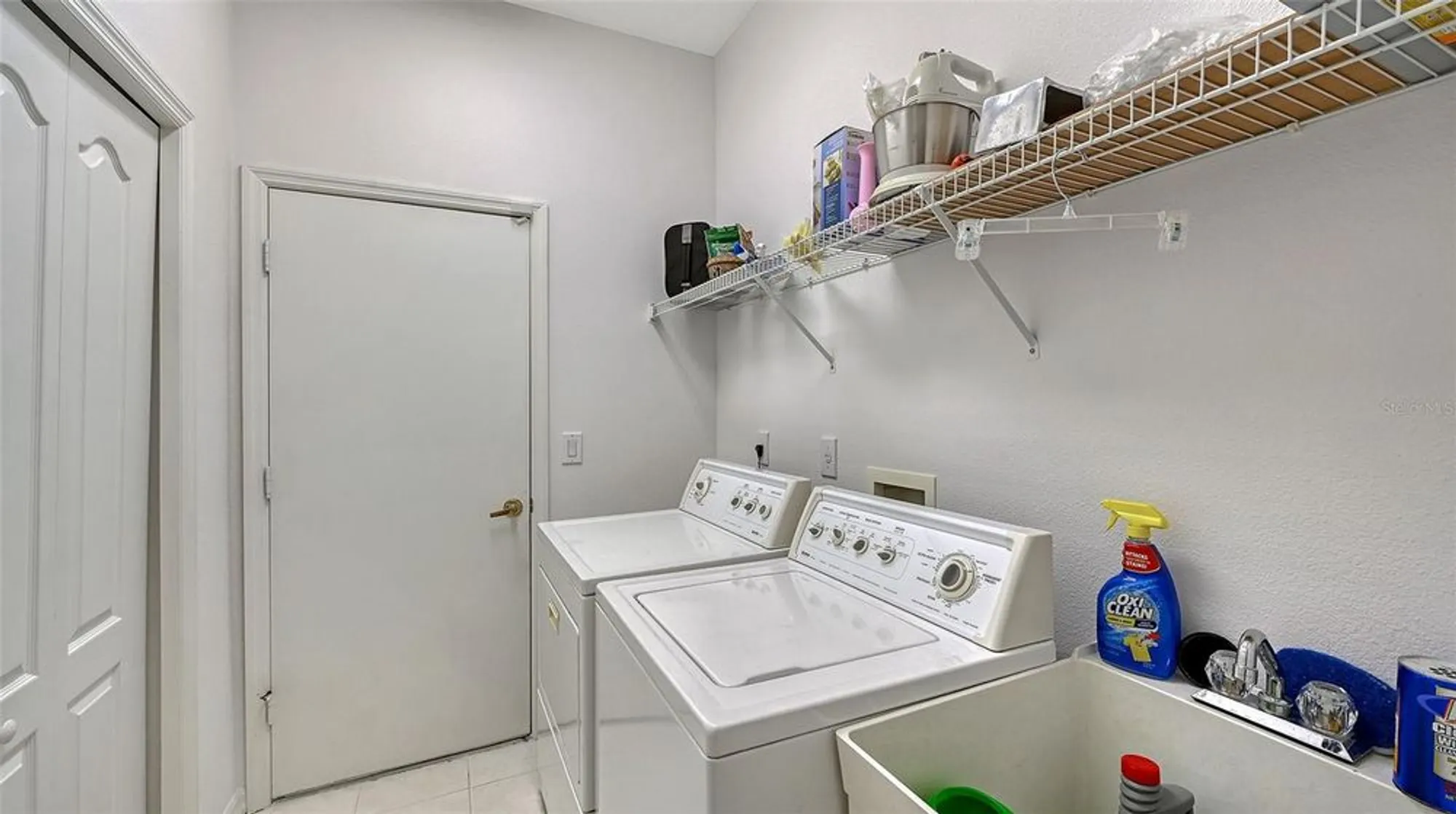 Property Slideshow image 27 of 58 | 6734 w country club ln, Sarasota, FL, 34243