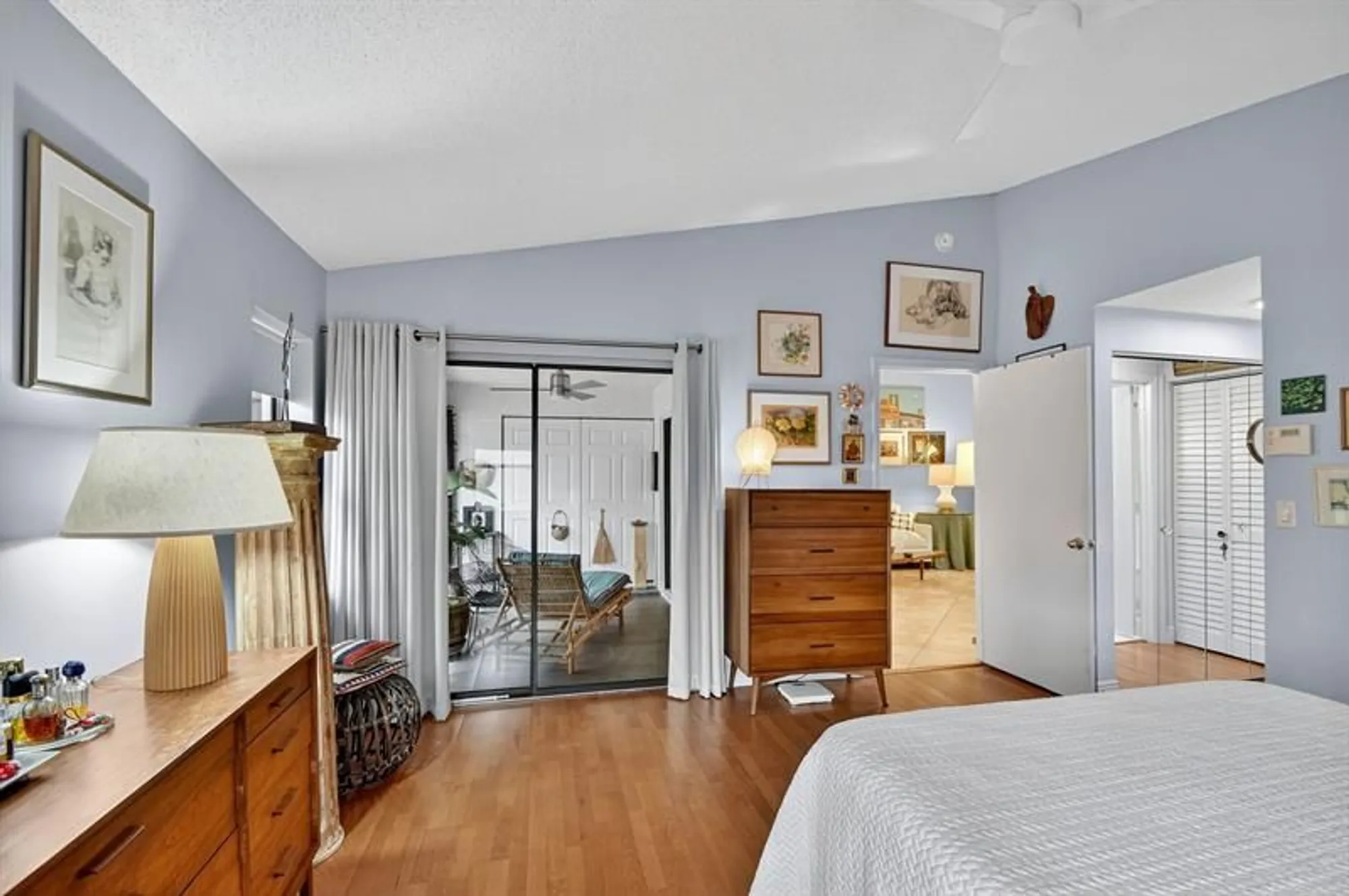 Property Slideshow image 17 of 31 | 9633 sills dr 201, Boynton Beach, FL, 33437