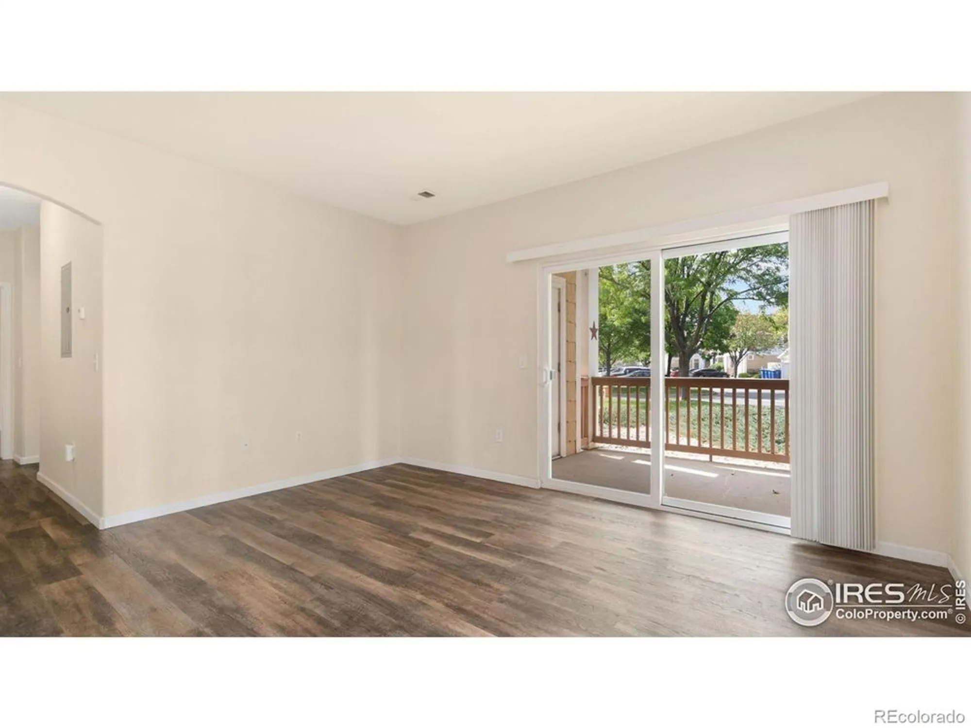 Property Slideshow image 4 of 14 | 4655 hahns peak dr 101, Loveland, CO, 80538