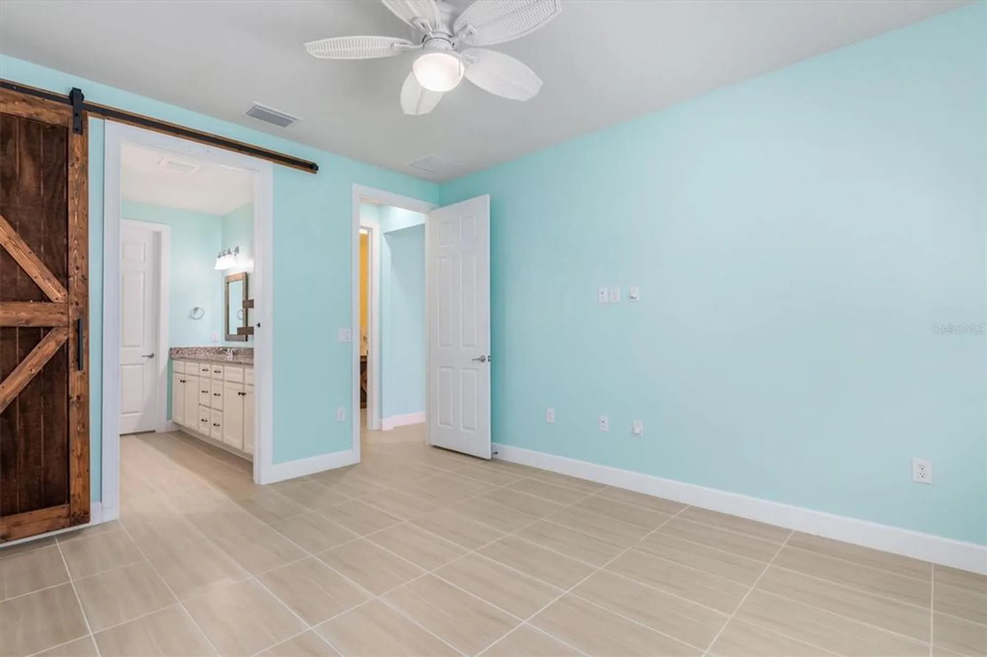 Property Slideshow image 26 of 70 | 2633 daisy dr, North Port, FL, 34289
