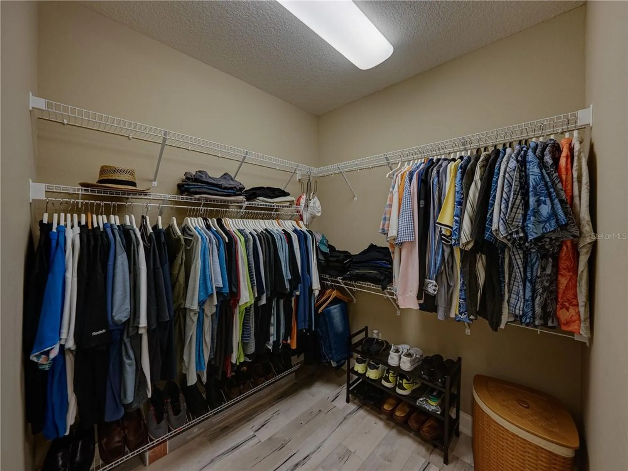 Property Slideshow image 43 of 77 | 8152 lake james dr, Lakeland, FL, 33810