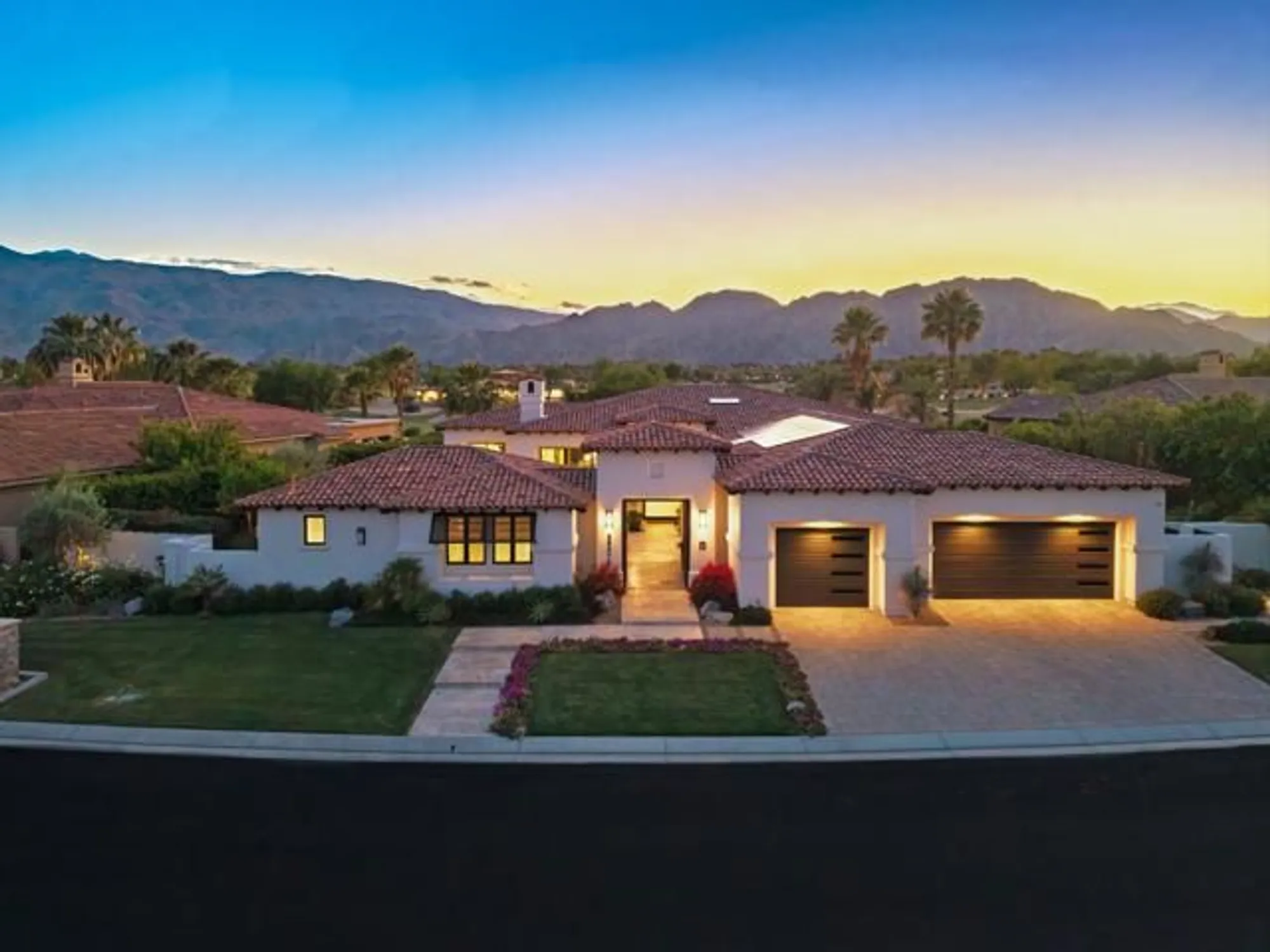 Property Slideshow image 1 of 76 | 55375 royal st george, La Quinta, CA, 92253